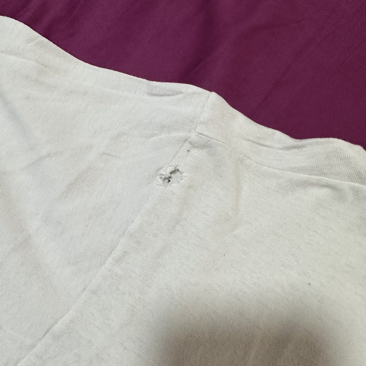 Band Tees Vintage Worm Hole T Shirt 1980s 1990s Fruit Of The Loom XXL Size US XXL / EU 58 / 5 - 8 Thumbnail