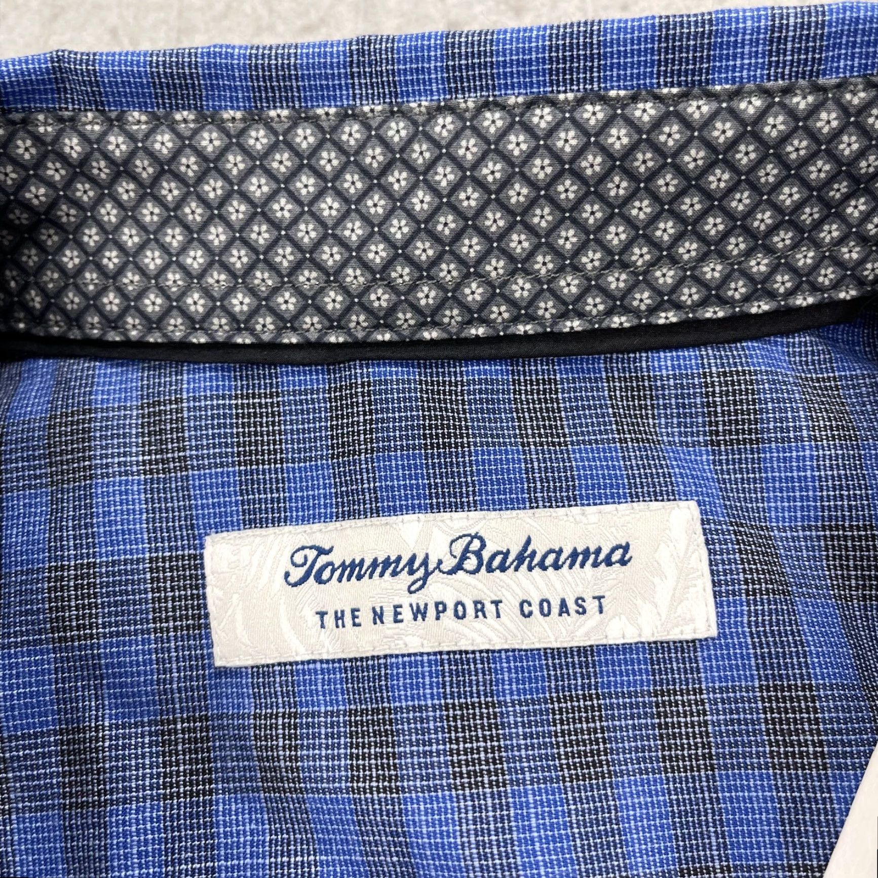Tommy Bahama **Tommy Bahama Men's Blue Medium Plaid Button-Up Shirt** User: Tommy Bahama Men's Blue Medium Plaid Button-Up Shirt Size US M / EU 48-50 / 2 - 4 Thumbnail