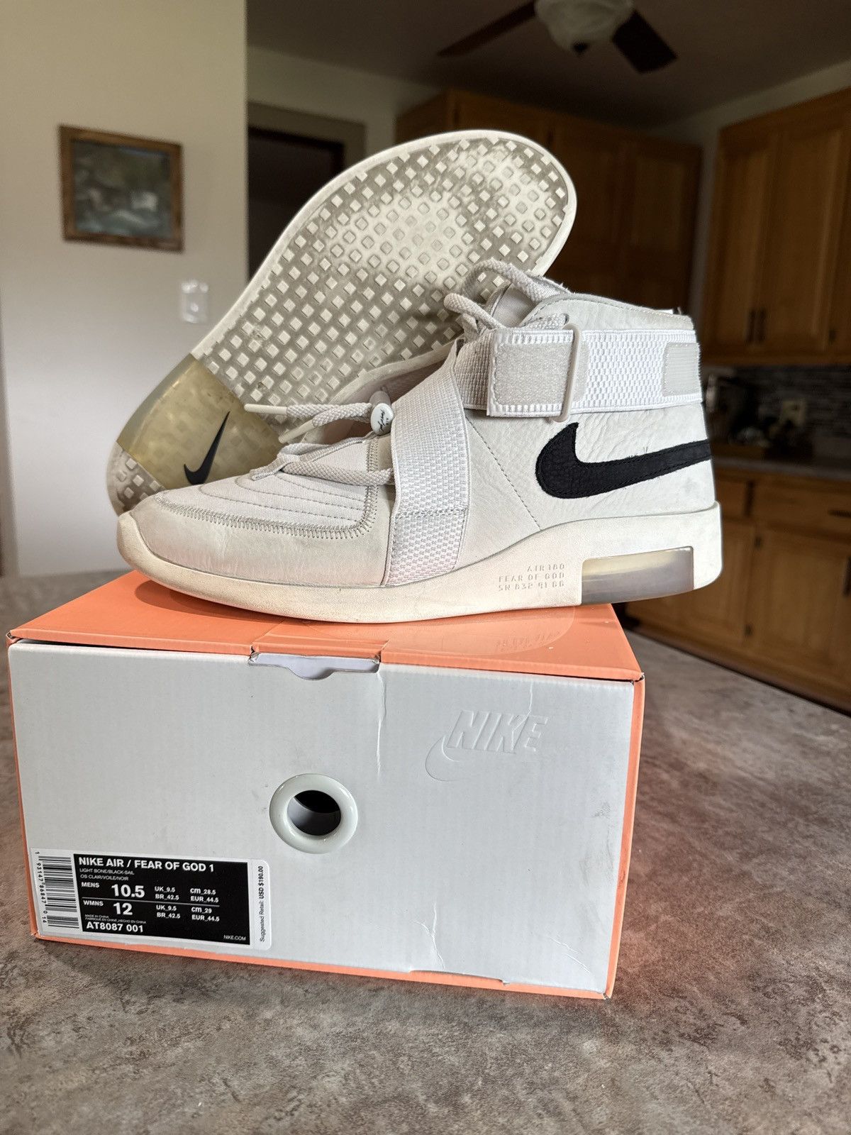 Fear of God × Nike Nike Air Fear Of God Raid ‘Light Bone’ size 10.5 with box Size US 10.5 / EU 43-44 - 1 Thumbnail