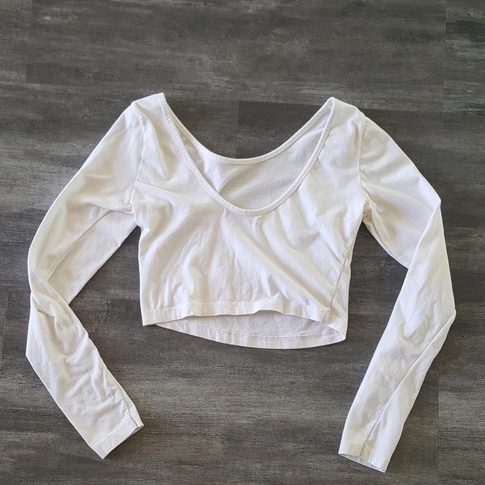 Designer White Scoop Melville Cropped Long Sleeve Size ONE SIZE - 2 Thumbnail