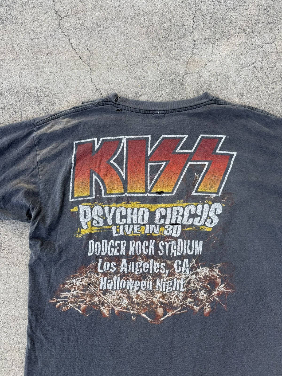 Vintage Vintage Kiss Tee Size US L / EU 52-54 / 3 - 4 Thumbnail