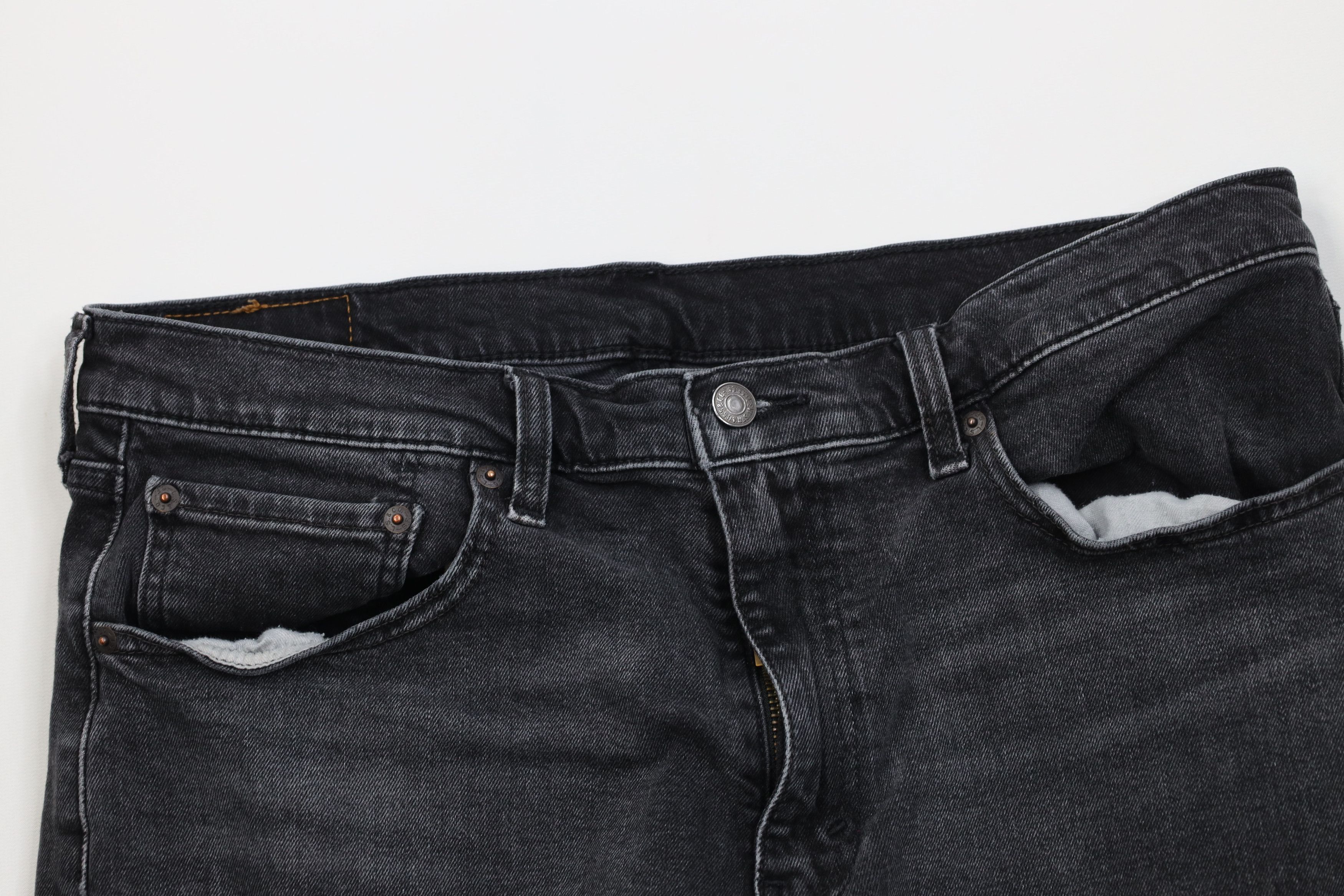 Levi's Vintage Y2K Levis 412 Stretch Above Knee Denim Shorts Black Size US 36 / EU 52 - 2 Thumbnail