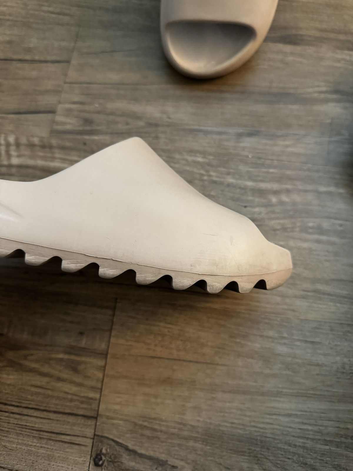 Adidas × Yeezy adidas Yeezy Slide Pure (Original Release) Size US 9 / EU 42 - 5 Thumbnail
