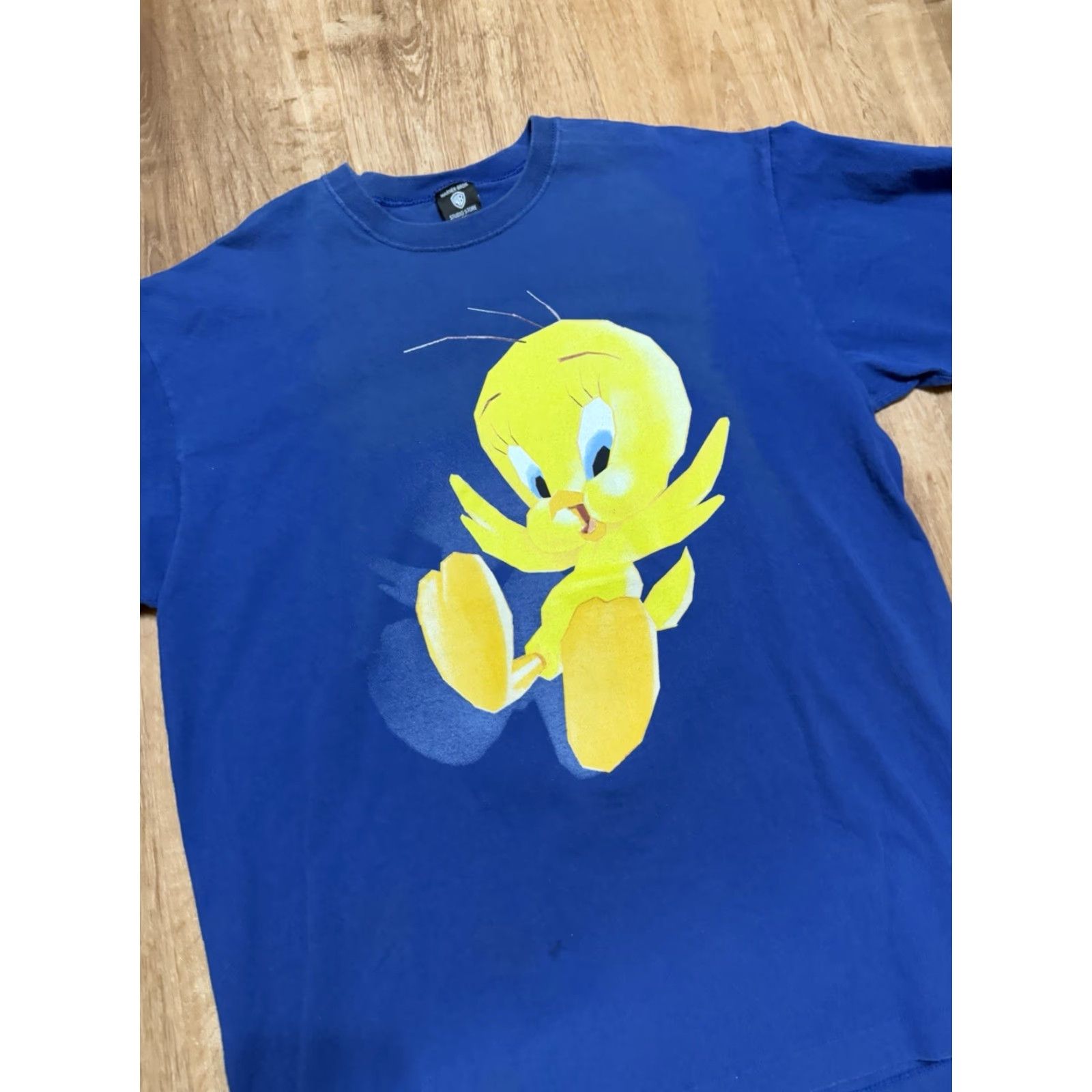 Vintage VINTAGE Tweety Bird Big Print T-Shirt Mens XL Blue Warner Bros 90s Bird Cartoon Mens XL I think Size US XL / EU 56 / 4 - 6 Thumbnail