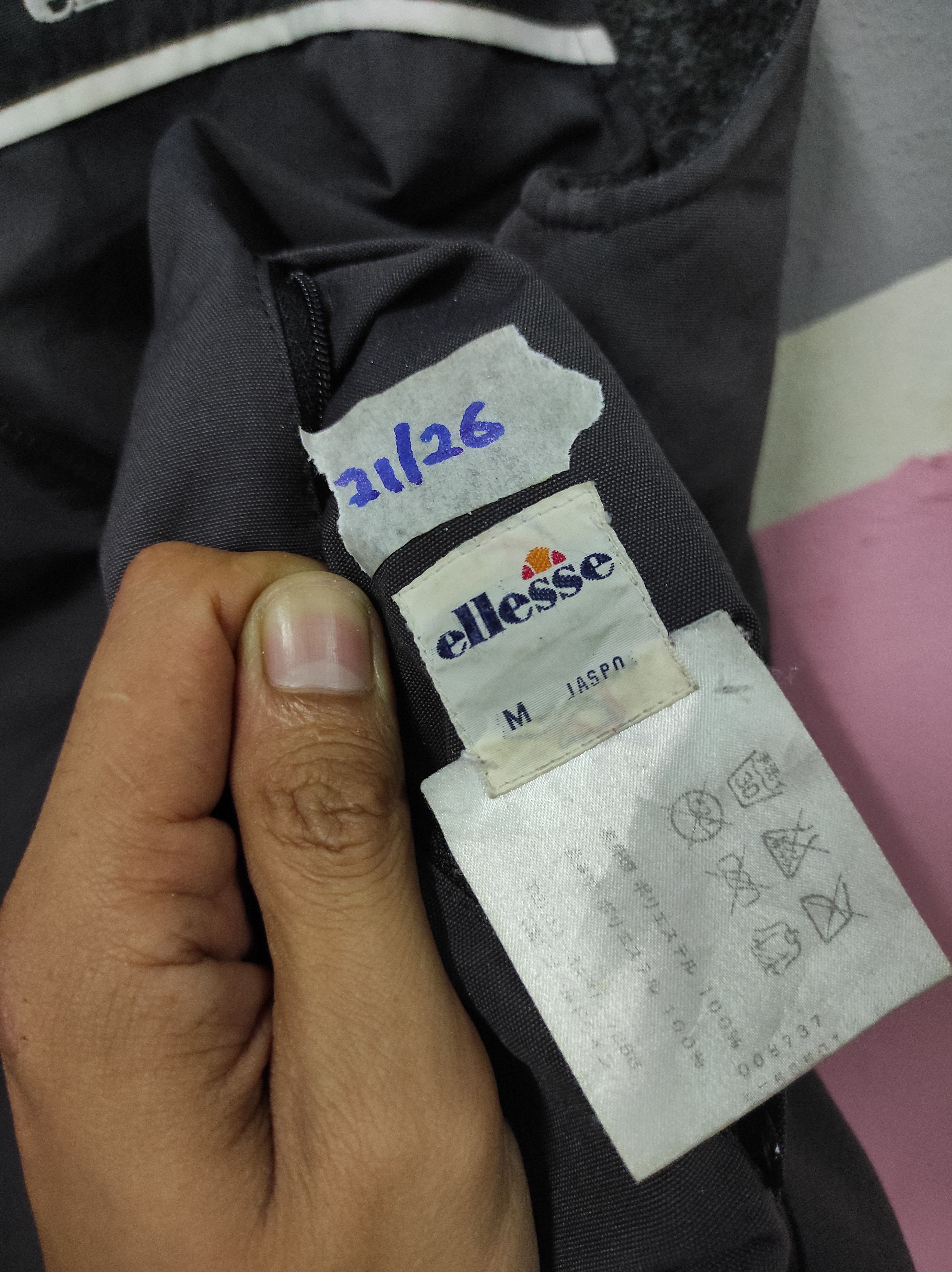 Ellesse VTG ELLESSE EMBROIDERY VEST JACKET SLEEVELESS Size US M / EU 48-50 / 2 - 9 Thumbnail