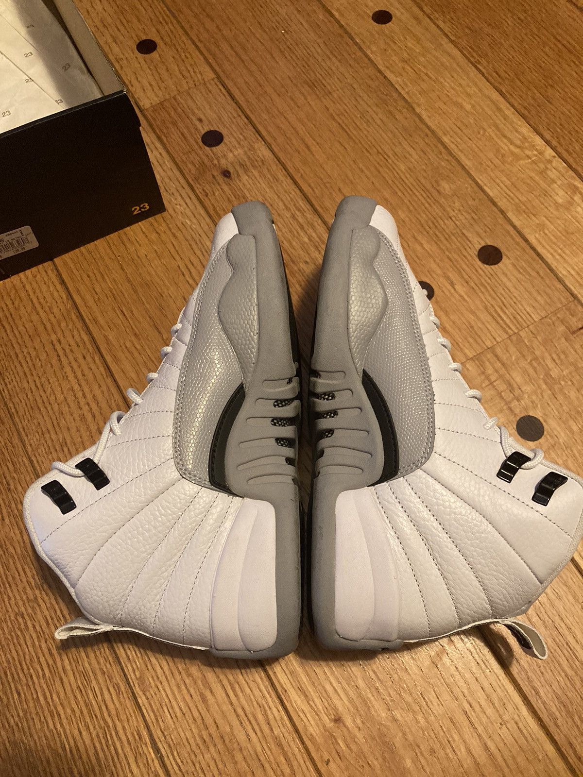 Jordan Brand Air Jordan 12 Retro GG “Barons” Size US 8 / EU 41 - 2 Thumbnail