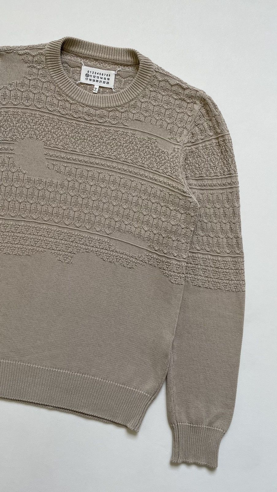 Maison Margiela ‘Destroyed Fair Isle’ Weave Beige Sweater Size US M / EU 48-50 / 2 - 8 Thumbnail