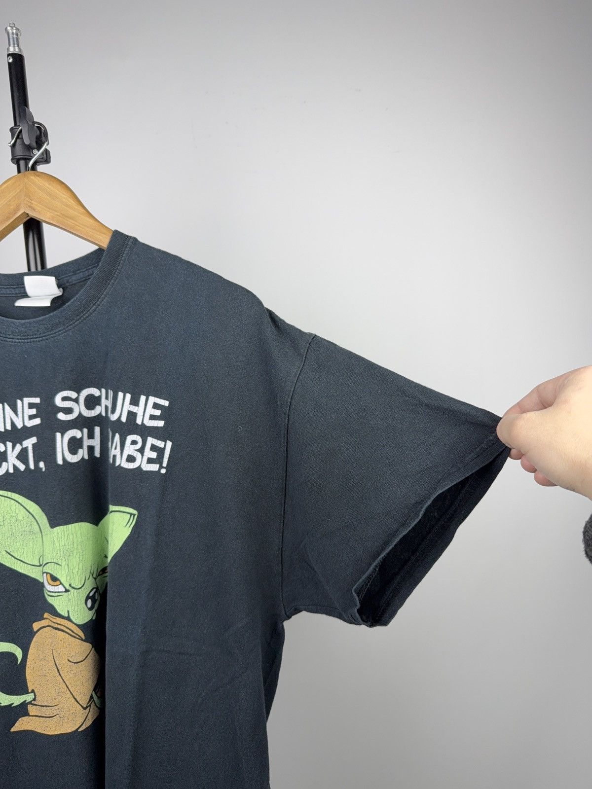 Vintage 00s Funny Baby Yoda German Meme Graphic Tee Star Wars Style Size US XL / EU 56 / 4 - 9 Thumbnail