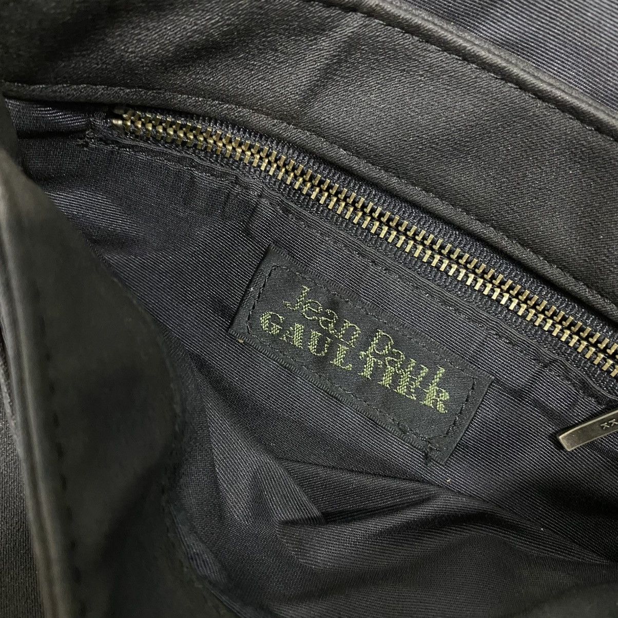 Jean Paul Gaultier 🔥CROSS BODY SLING BAG JEAN PAUL GAULTIER PUNK DESIGN Size ONE SIZE - 17 Thumbnail