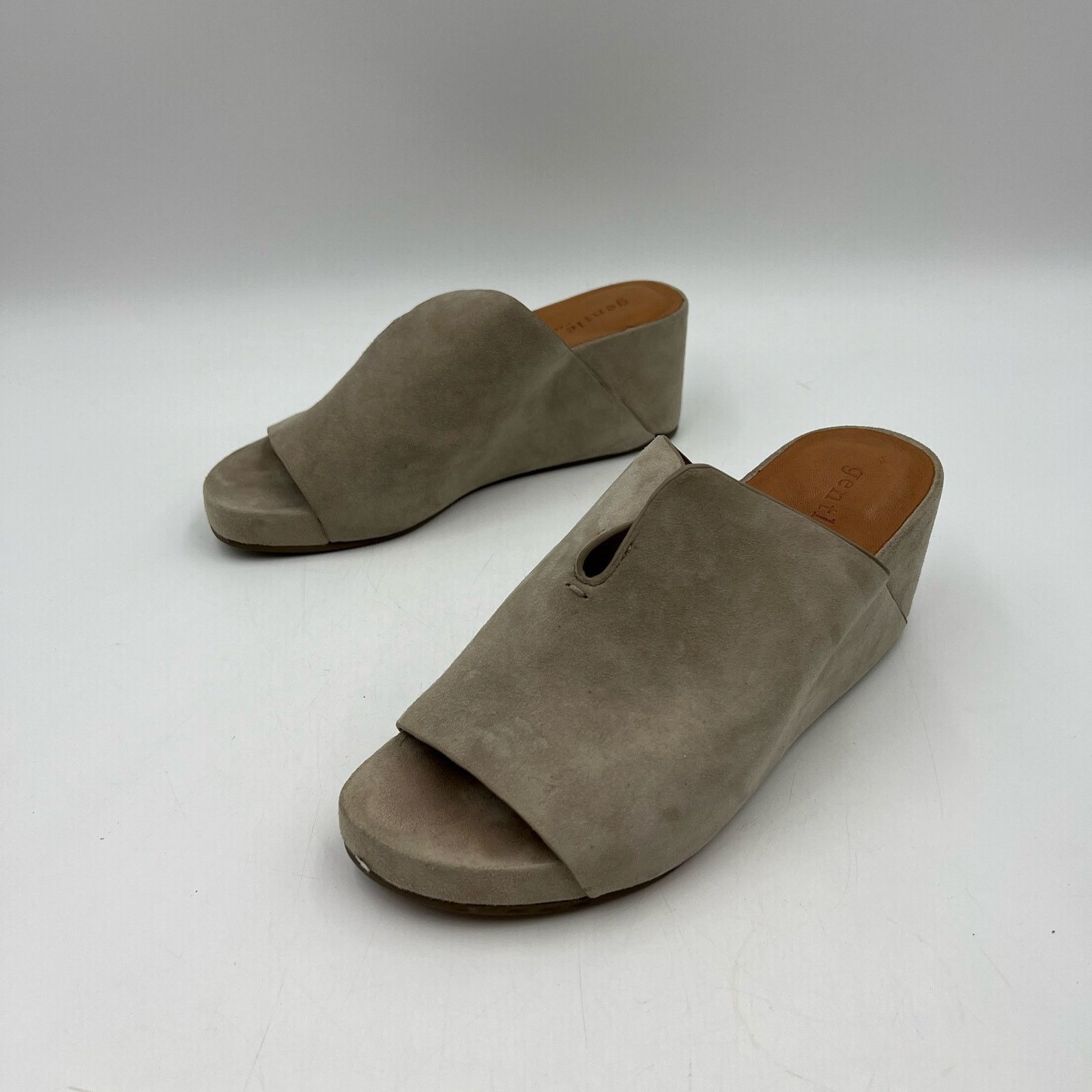 Gentle Souls Gentle Souls by Kenneth Cole Gisele 65 Suede Mules Size US 9 / IT 39 - 13 Thumbnail