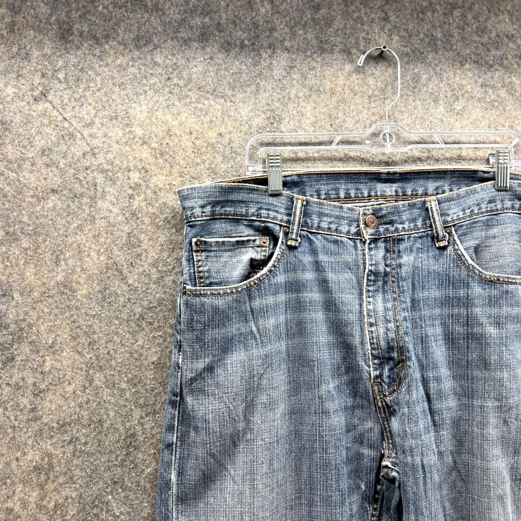 Levi's Levi's Jeans Men 38x30 5-Pocket Denim Straight Fit Blue Cotton Vintage? No (adjusted for clarity) Size US 38 / EU 54 - 3 Thumbnail