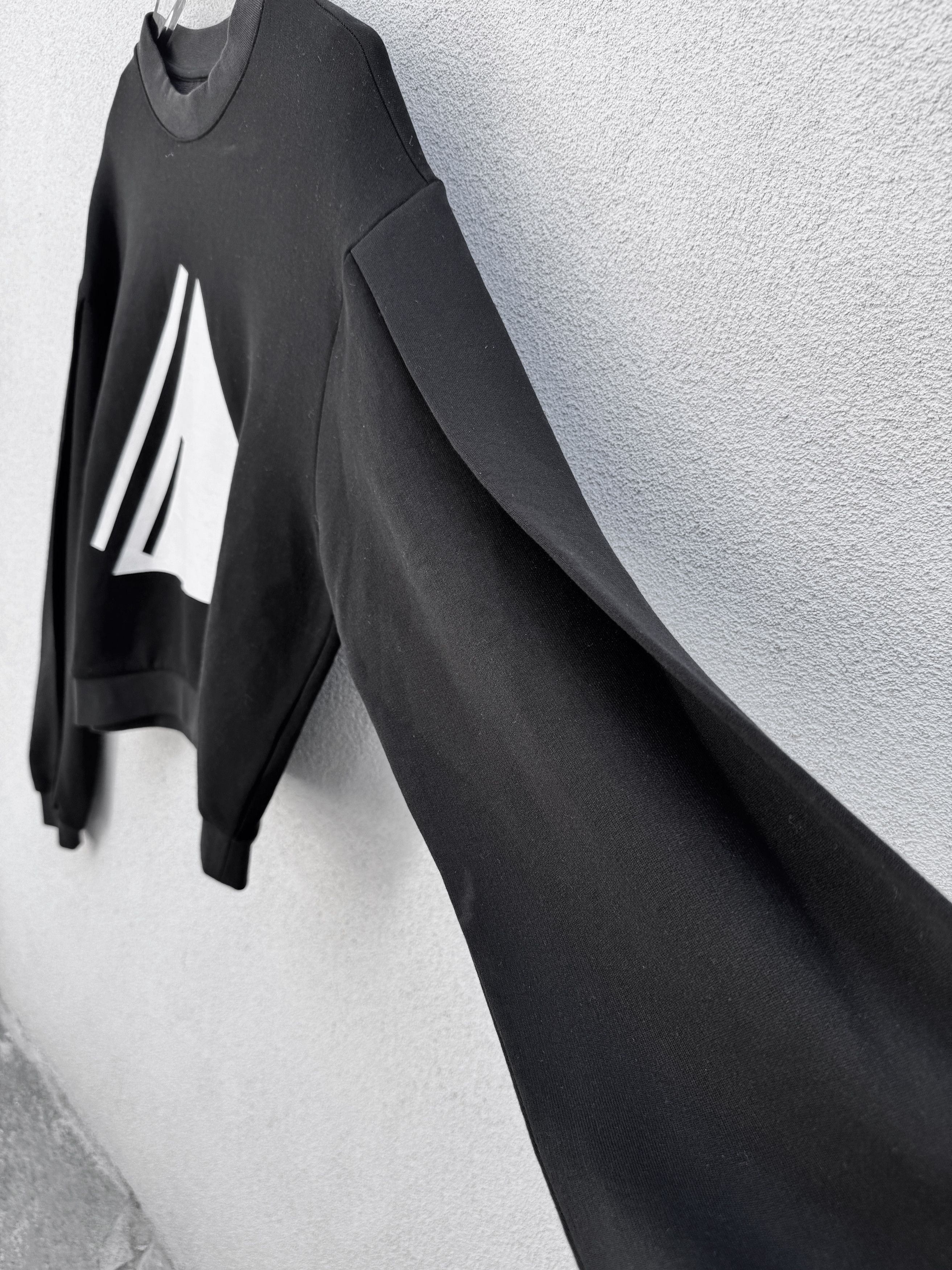Thom Krom Thom Krom Unisex Black Sweater with white Triangle PRINT S Size S / US 4 / IT 40 - 7 Thumbnail