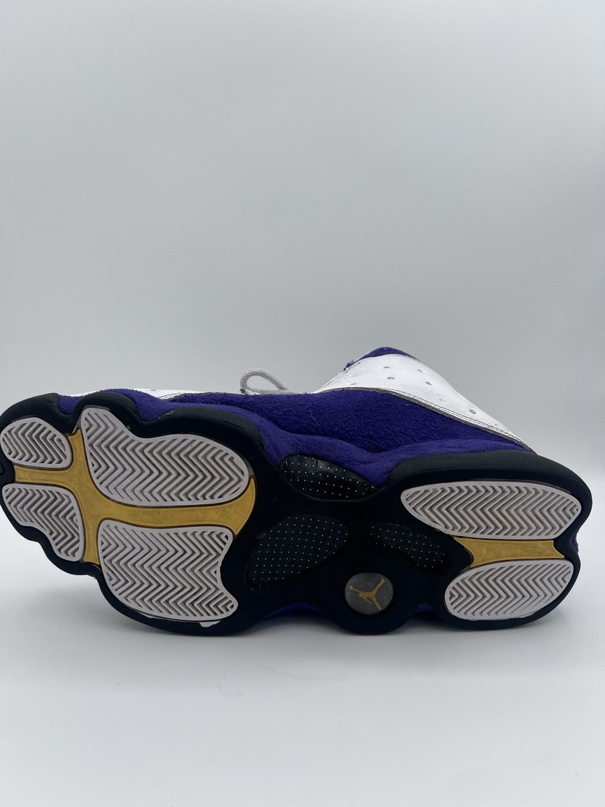 Jordan Brand Nike Air Jordan 13 Lakers Men Size 13 414571-105 White Black Size US 13 / EU 46 - 6 Thumbnail