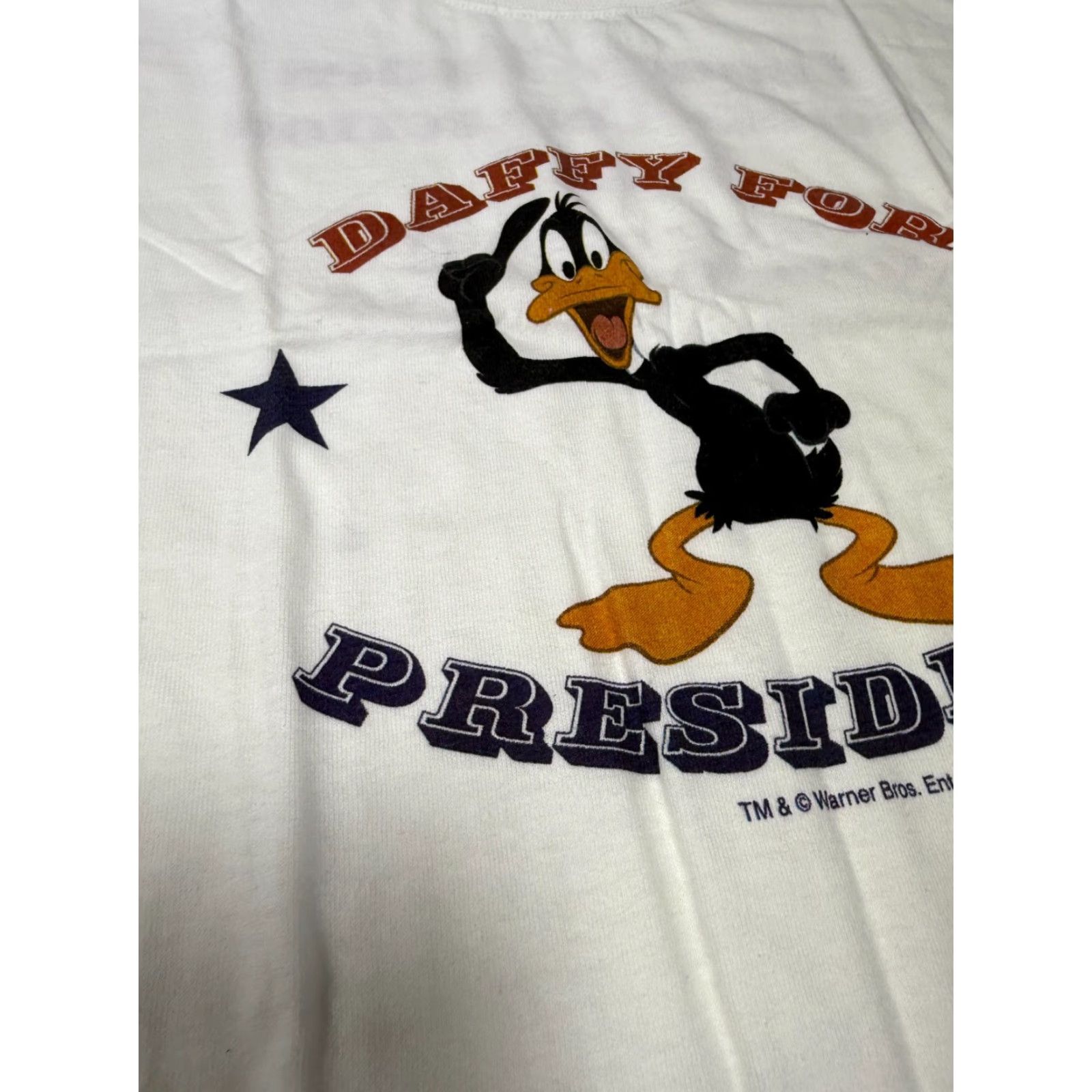 Anvil VINTAGE Warner Bros Daffy Duck for President Tee Shirt XL White Unisex Adults Crew Neck Short Sleeve Cartoon 90s Collectible Mens Womens Size US XL / EU 56 / 4 - 4 Thumbnail