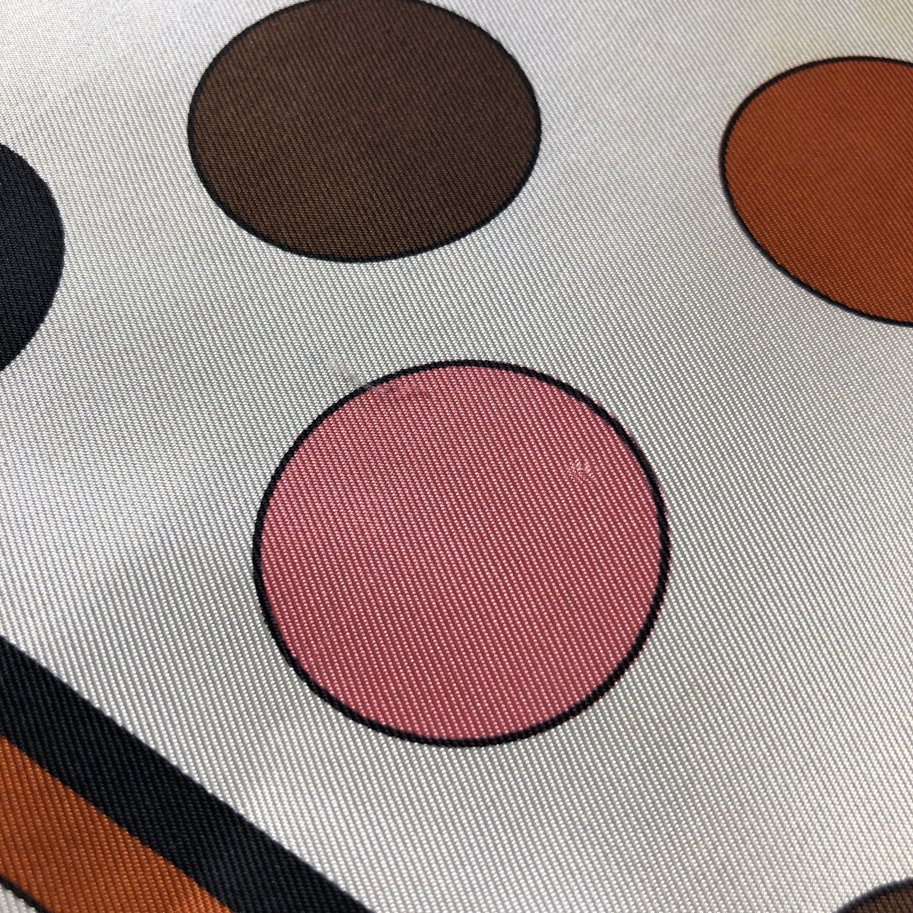 Emanuel Ungaro Emanuel Ungaro Polka Dots Silk Scarf M1406 Size ONE SIZE - 10 Thumbnail