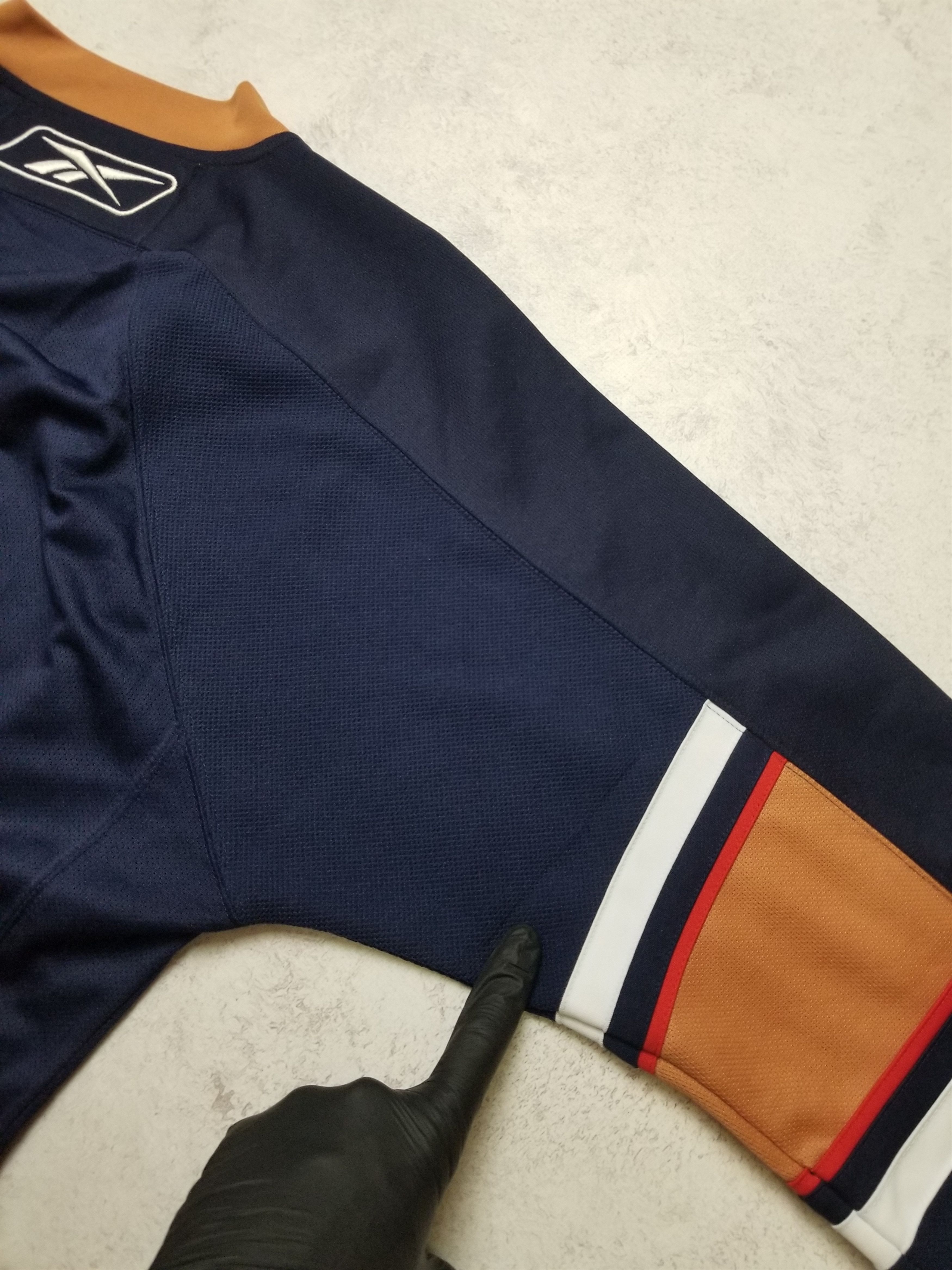 Reebok CCM Premier NHL Edmonton Oilers Alternate Hockey Jersey Size US M / EU 48-50 / 2 - 19 Thumbnail