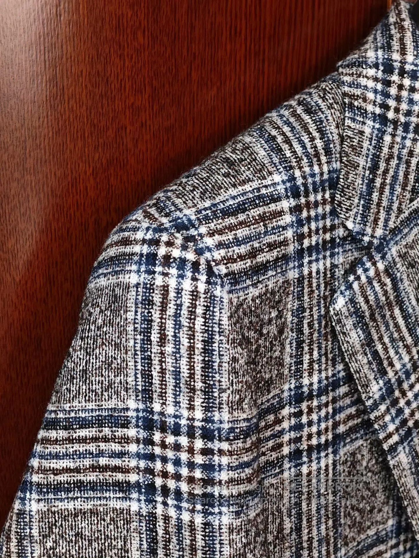 Armani Custom Italian Wool Blend Suit Jacket. Size US S / EU 44-46 / 1 - 3 Thumbnail