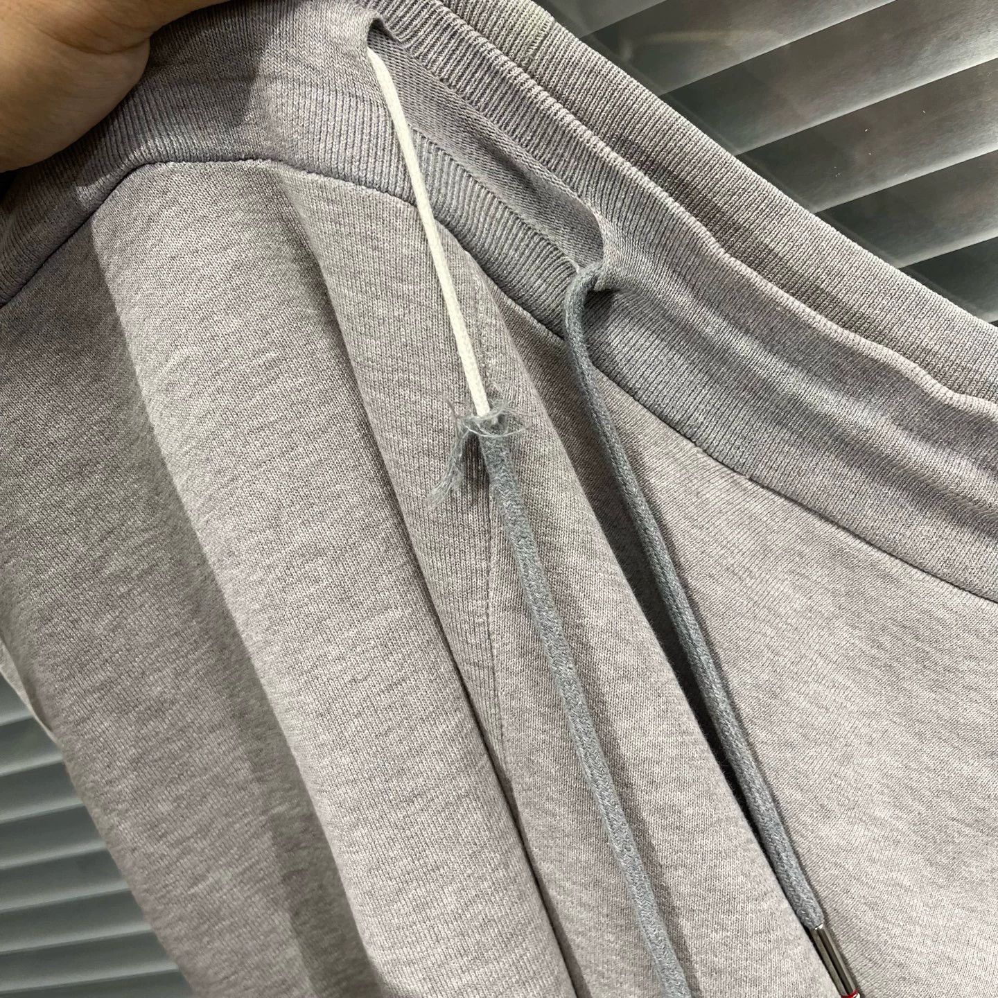 Thom Browne Thom Browne gray knit sweatpants 4 95new Size US 36 / EU 52 - 6 Thumbnail