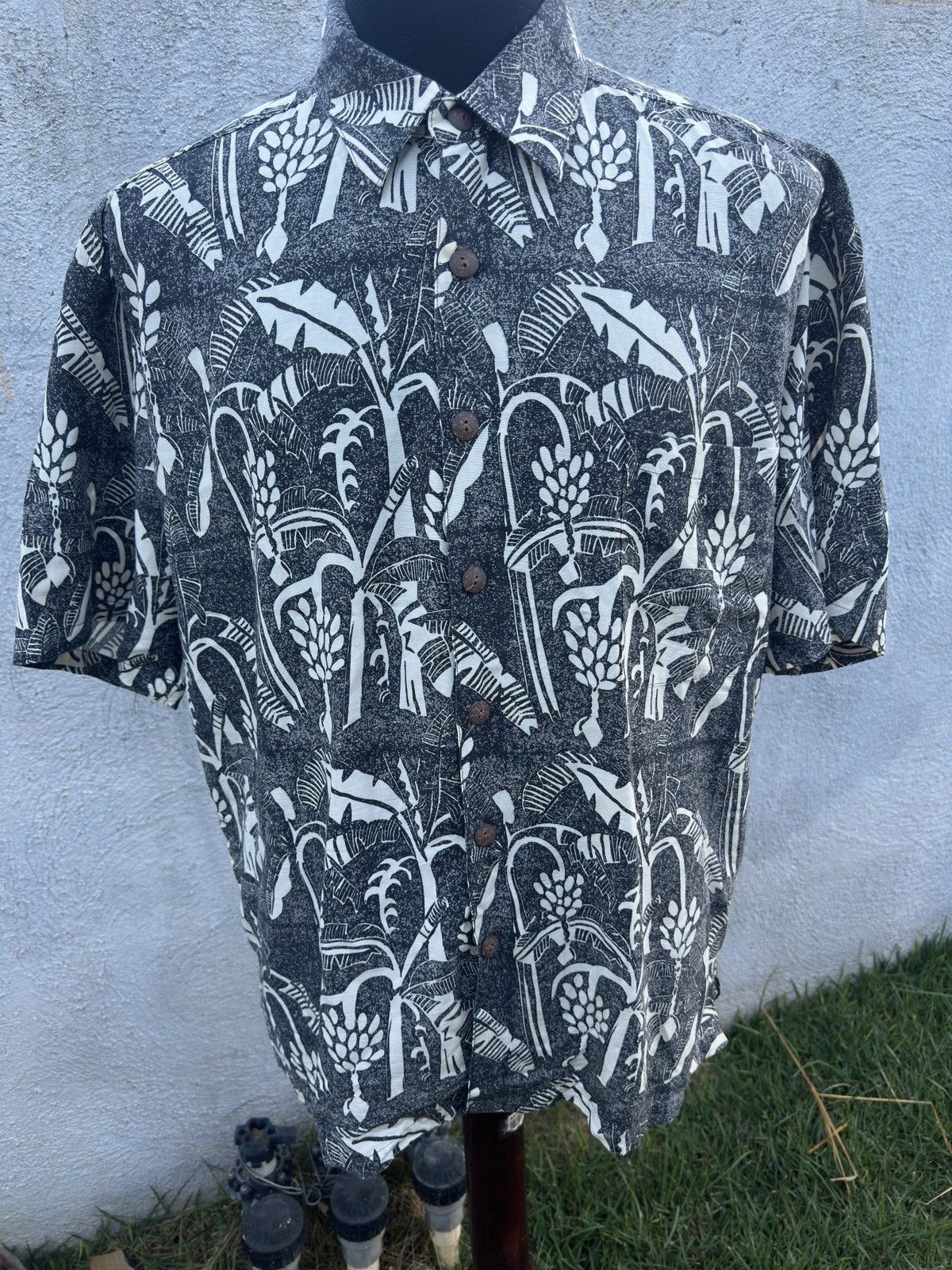 Other PreOwned Kahala Gray Hawaiian Print Full Button Men's Large Size US L / EU 52-54 / 3 - 1 Thumbnail