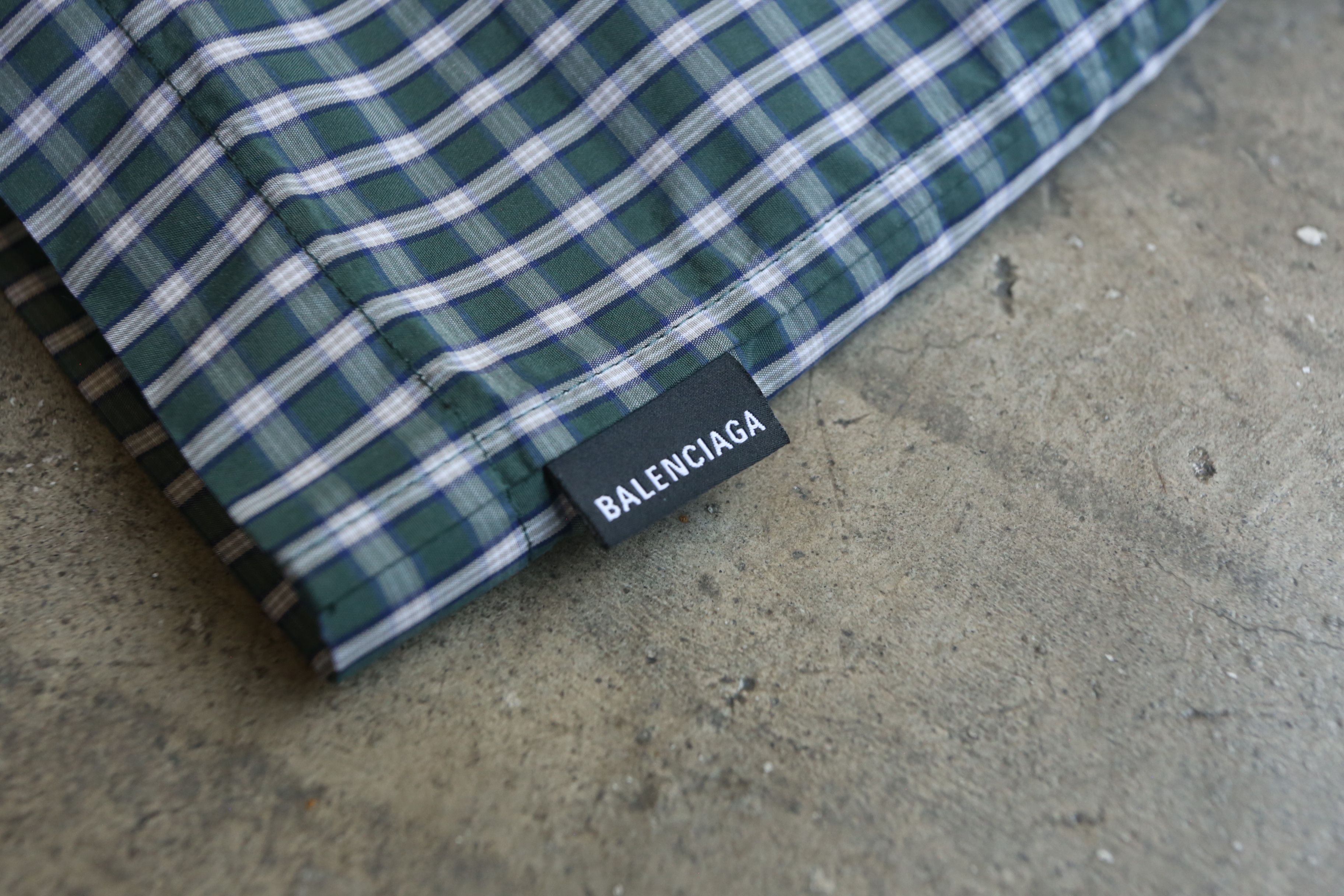 Balenciaga Balenciaga - S/S 19 - Plaid Hooded Flannel Shirt Size US M / EU 48-50 / 2 - 6 Thumbnail