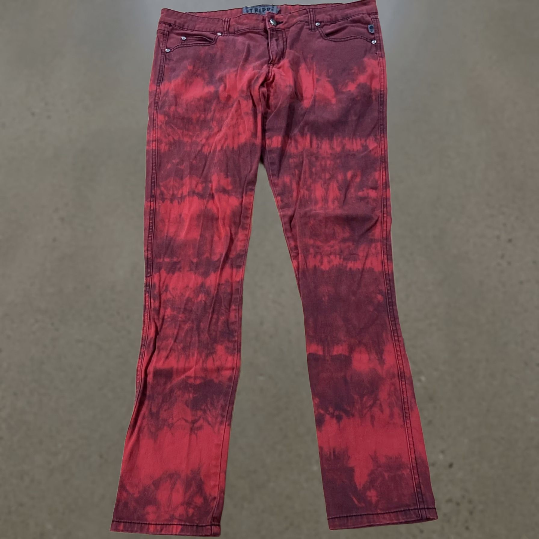 Tripp NYC VINTAGE? No. Tripp NYC Black Red Tie Dye Skinny Pant Jean size 5 Goth Alternative Rave Grunge Size 27" / US 4 / IT 40 - 1 Thumbnail