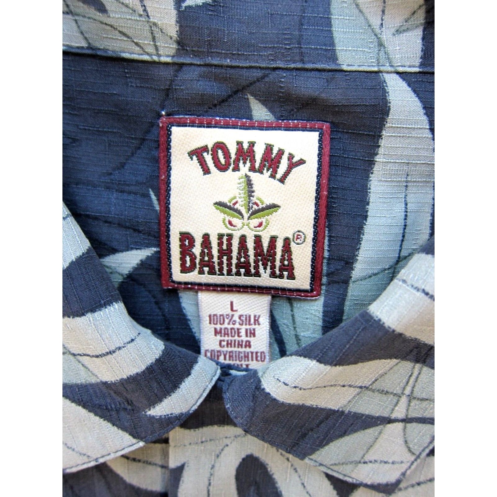 Tommy Bahama Tommy Bahama Shirt Mens Hawaiian Short Sleeve 100% Silk Gray Green Floral Large Size US L / EU 52-54 / 3 - 4 Thumbnail