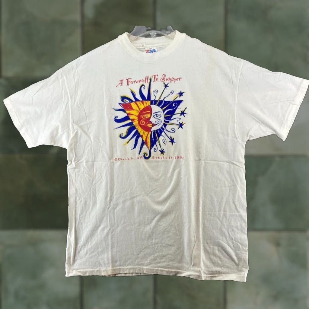 Vintage VINTAGE Hanes Beefy T Shirt XL White Moon USA Made Sun Celestial Men Graphic Print Cotton T-Shirt Mens XL White Moon USA Made Size US XL / EU 56 / 4 - 1 Thumbnail