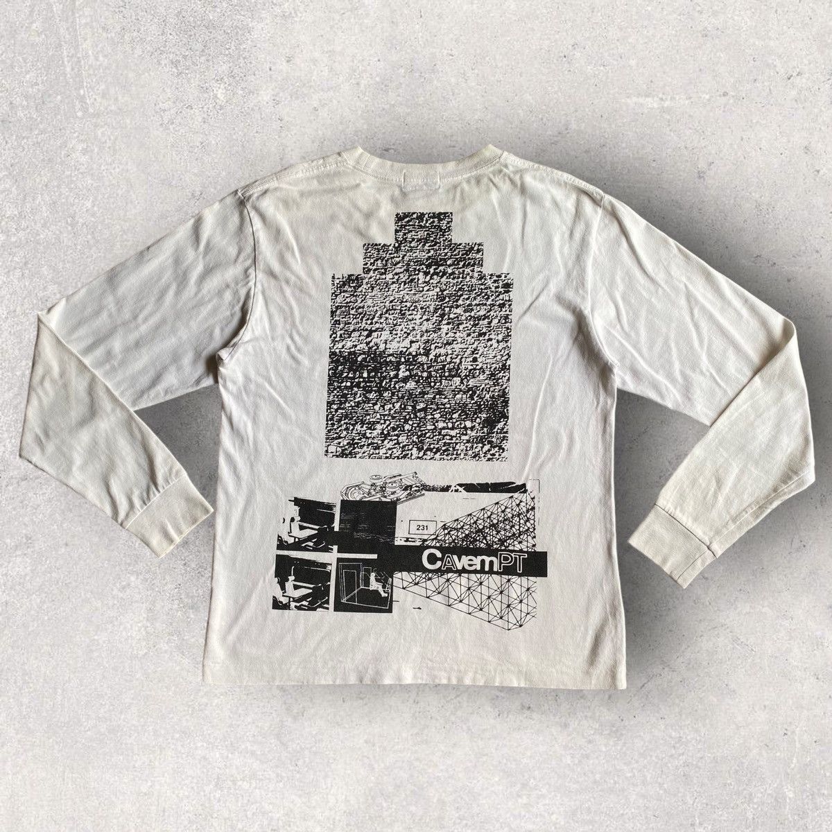 Cav Empt C.E. Graphic L/S Size US M / EU 48-50 / 2 - 3 Thumbnail