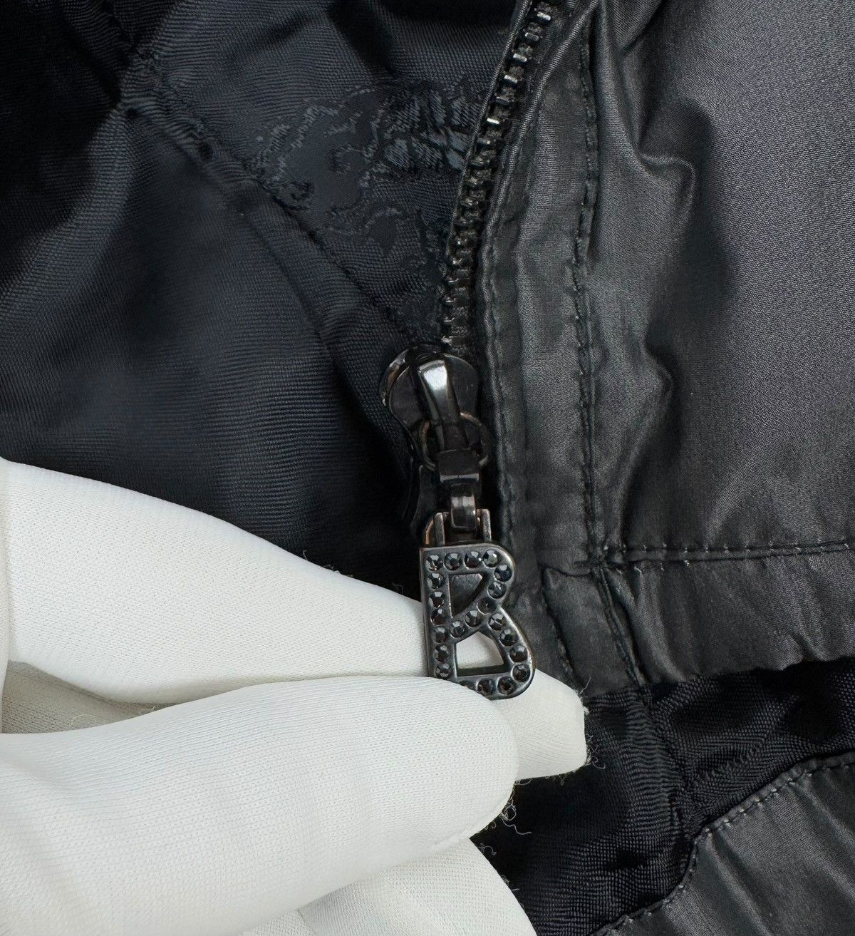 Bogner Sonia Bogner Down Jacket Real Fur Collar Embroidered Flowers Size L / US 10 / IT 46 - 14 Thumbnail