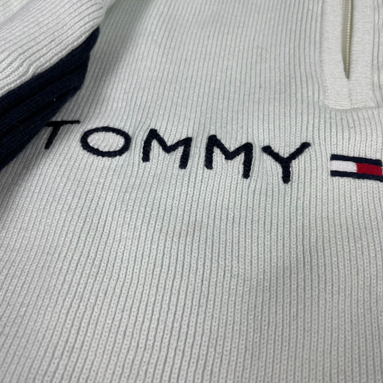 Tommy Hilfiger × Vintage Vintage Tommy Hilfiger Spellout Sweater Size S Size S / US 4 / IT 40 - 4 Thumbnail
