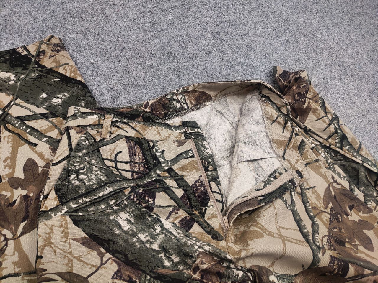 Realtree Vintage Real tree camo Pocket cargo Baggy Pants Y2K Style Size US 28 / EU 44 - 10 Thumbnail