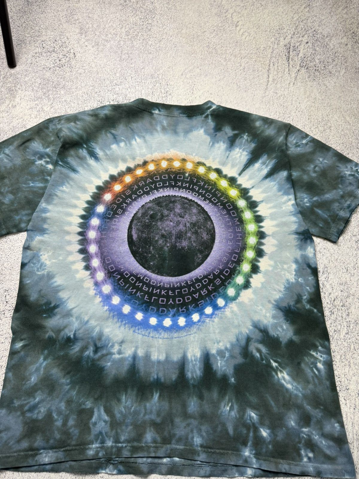Pink Floyd Vintage Pink Floyd Dark Side of The Moon Tie Dye T shirt Size US M / EU 48-50 / 2 - 17 Thumbnail