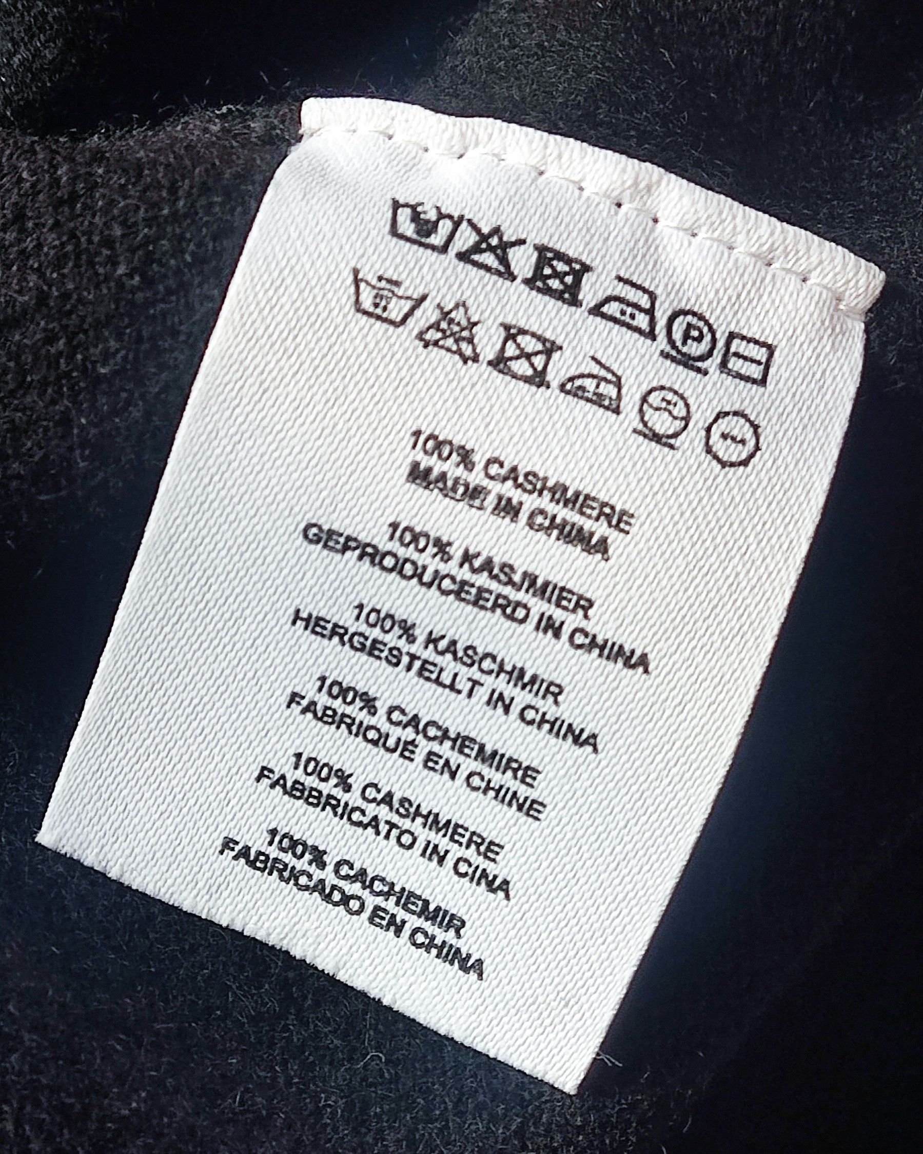 Dries Van Noten Cashmere jumper DRIES VAN NOTEN Size US M / EU 48-50 / 2 - 8 Thumbnail