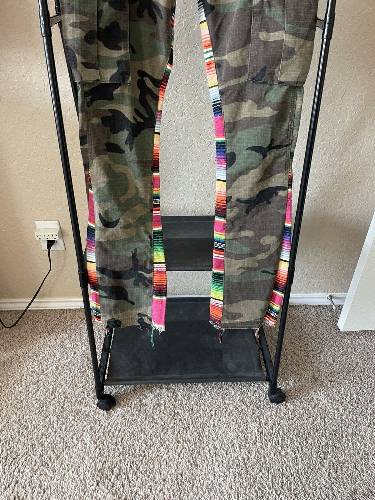MNML Serape Bootcut Cargo Pants Camo nwt Size US 30 / EU 46 - 14 Thumbnail