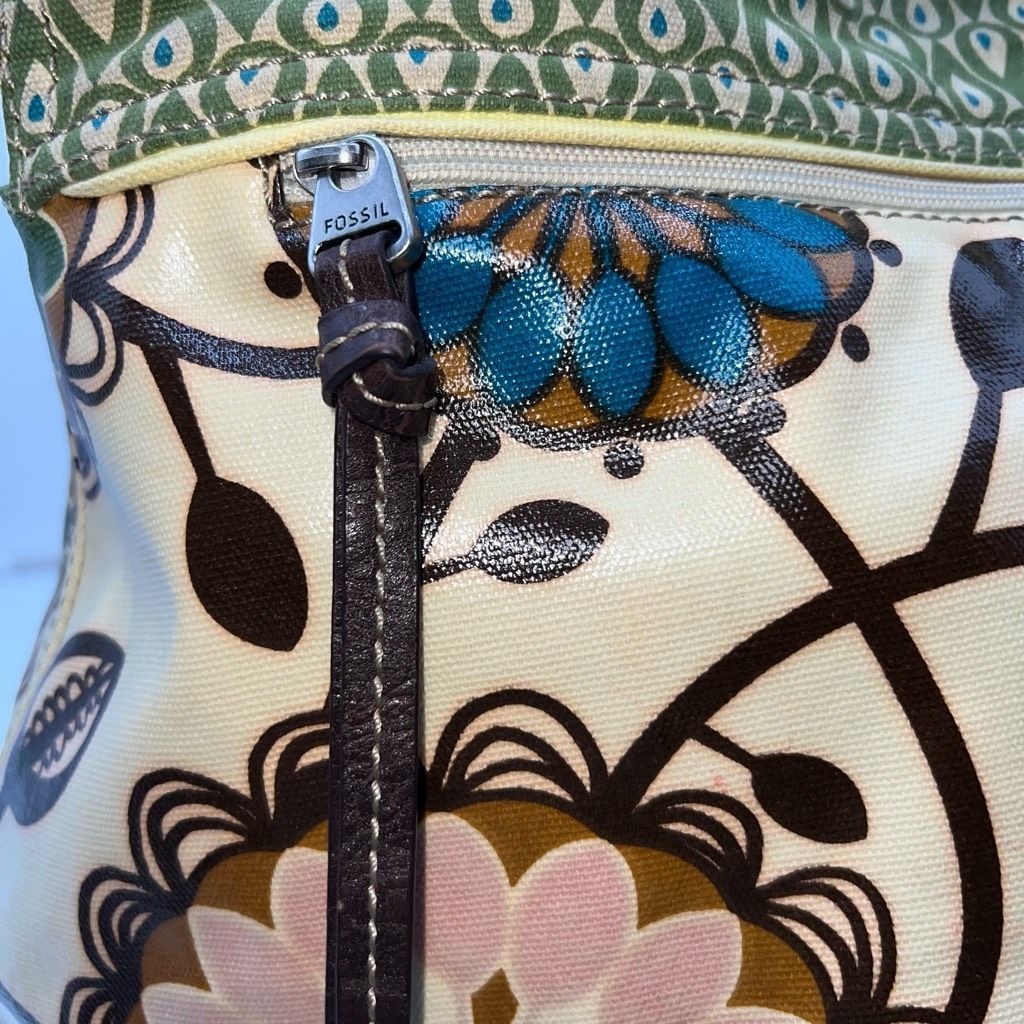 Fossil Fossil Keyper Coated Canvas Floral Print With Key and Ball tags Size ONE SIZE - 8 Thumbnail