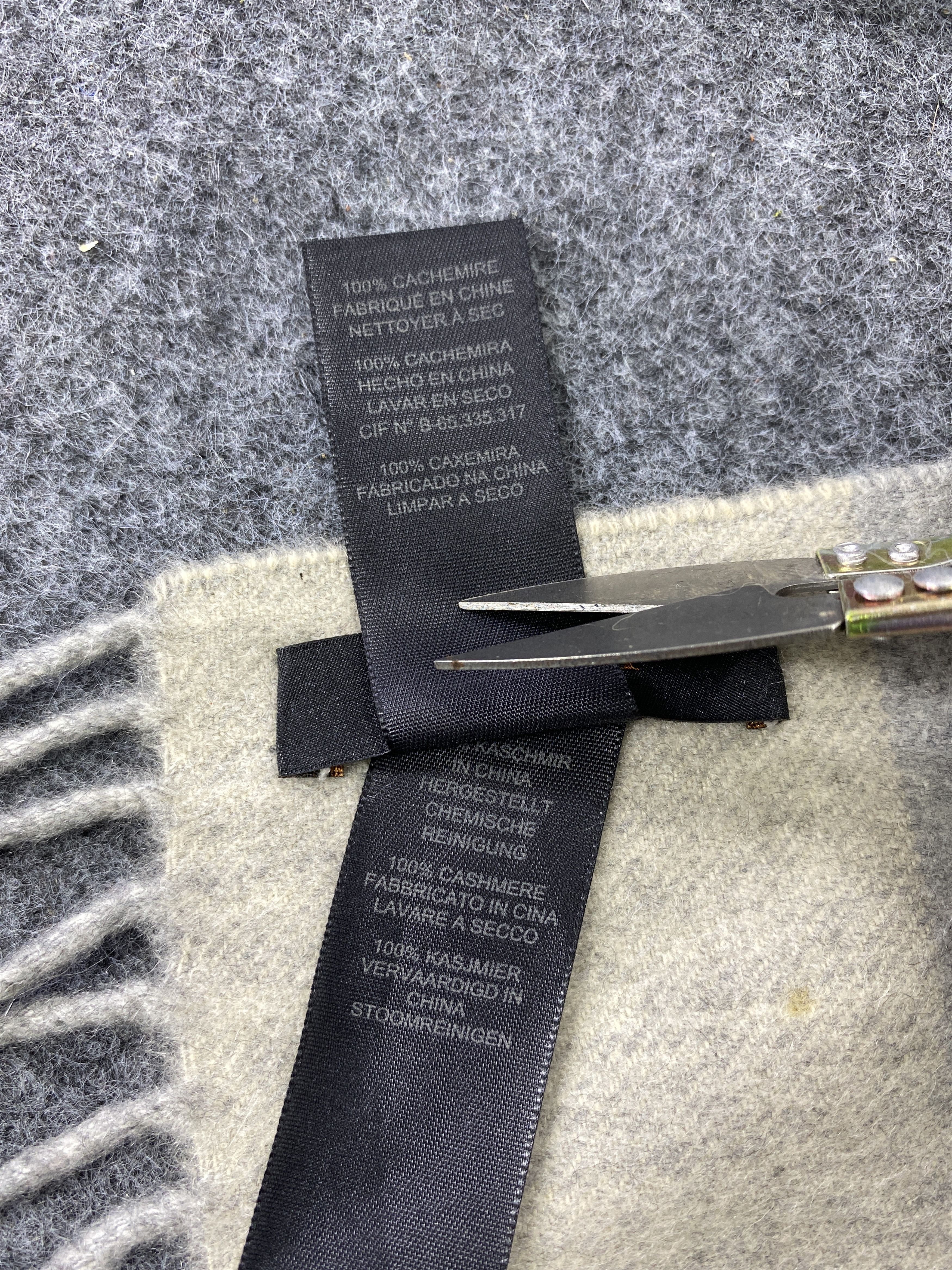 Coach Coach Scarf/Muffler/Neckwear -T416 Size ONE SIZE - 6 Thumbnail
