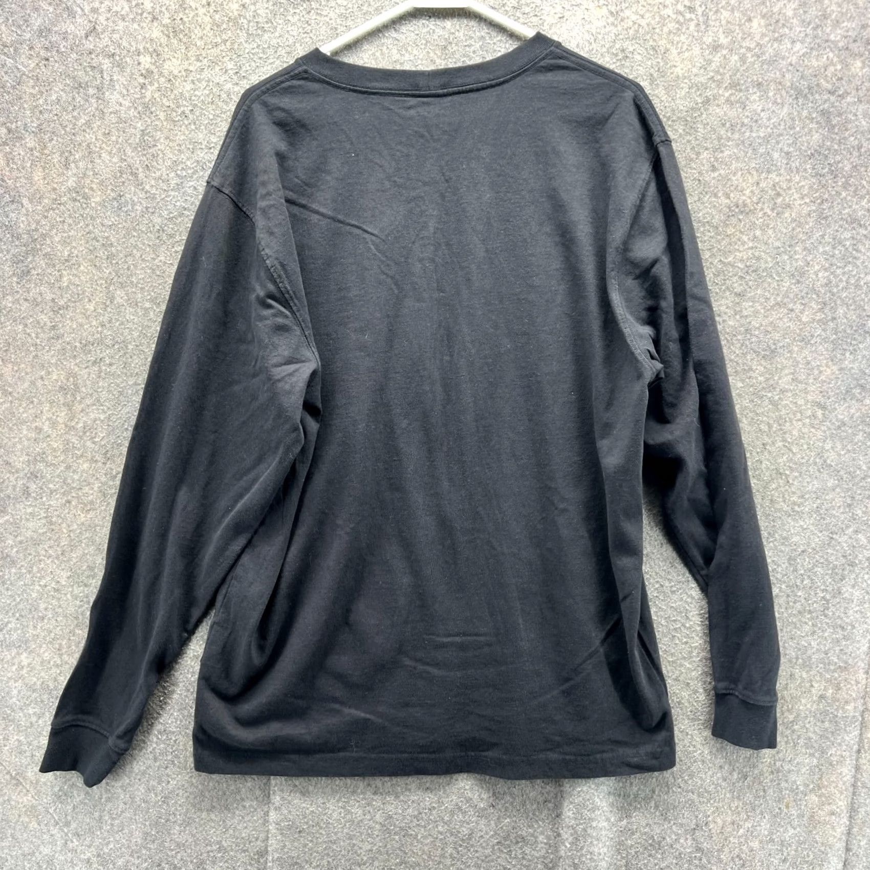 Carhartt Carhartt Shirt Mens Medium Black Long Sleeve Crewneck Pocket Logo Shirt Size US M / EU 48-50 / 2 - 2 Thumbnail