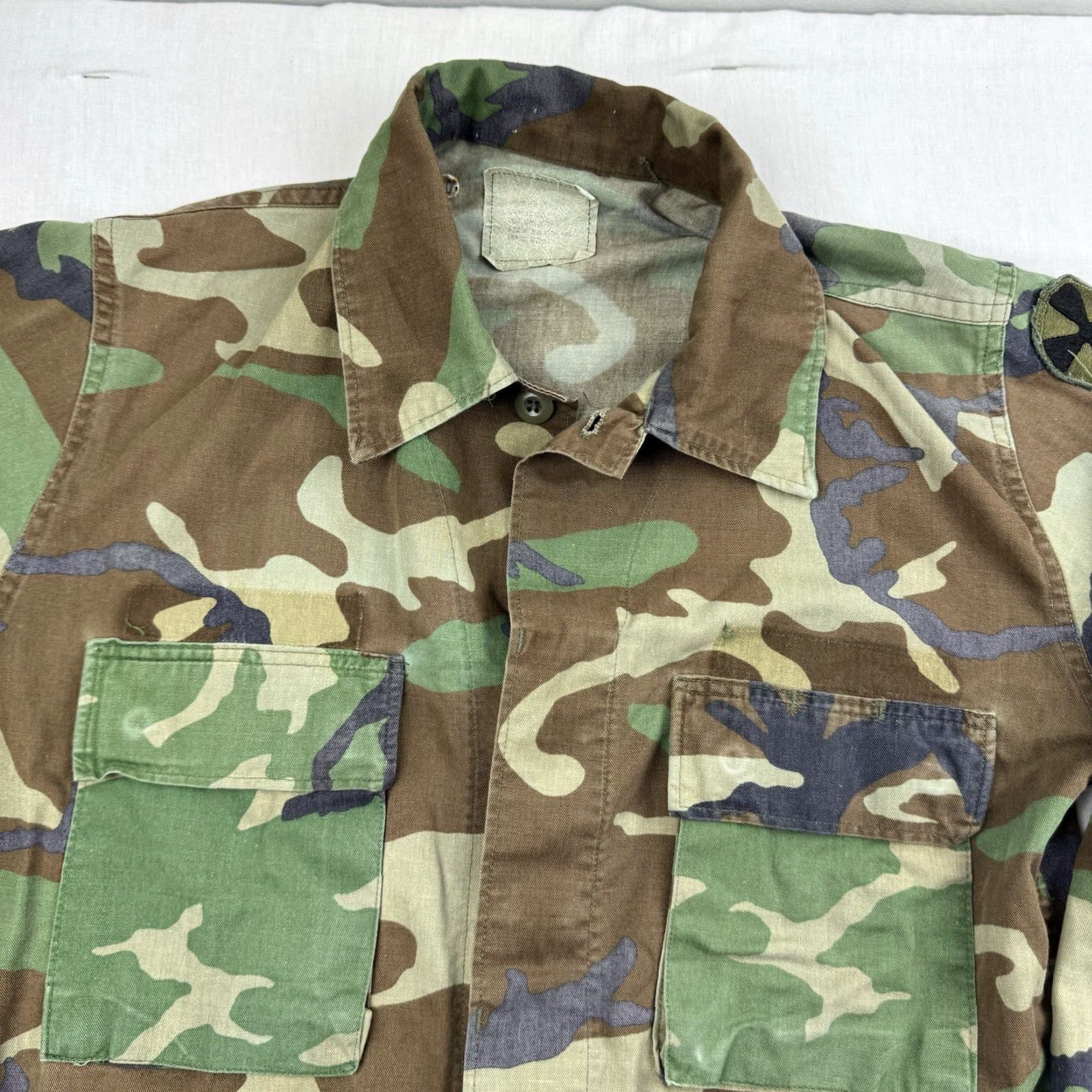 Vintage VINTAGE Army Button Up Shirt Adult Medium Green Military US Army 80s 1980s Camouflage Button-Up Mens Size US M / EU 48-50 / 2 - 2 Thumbnail