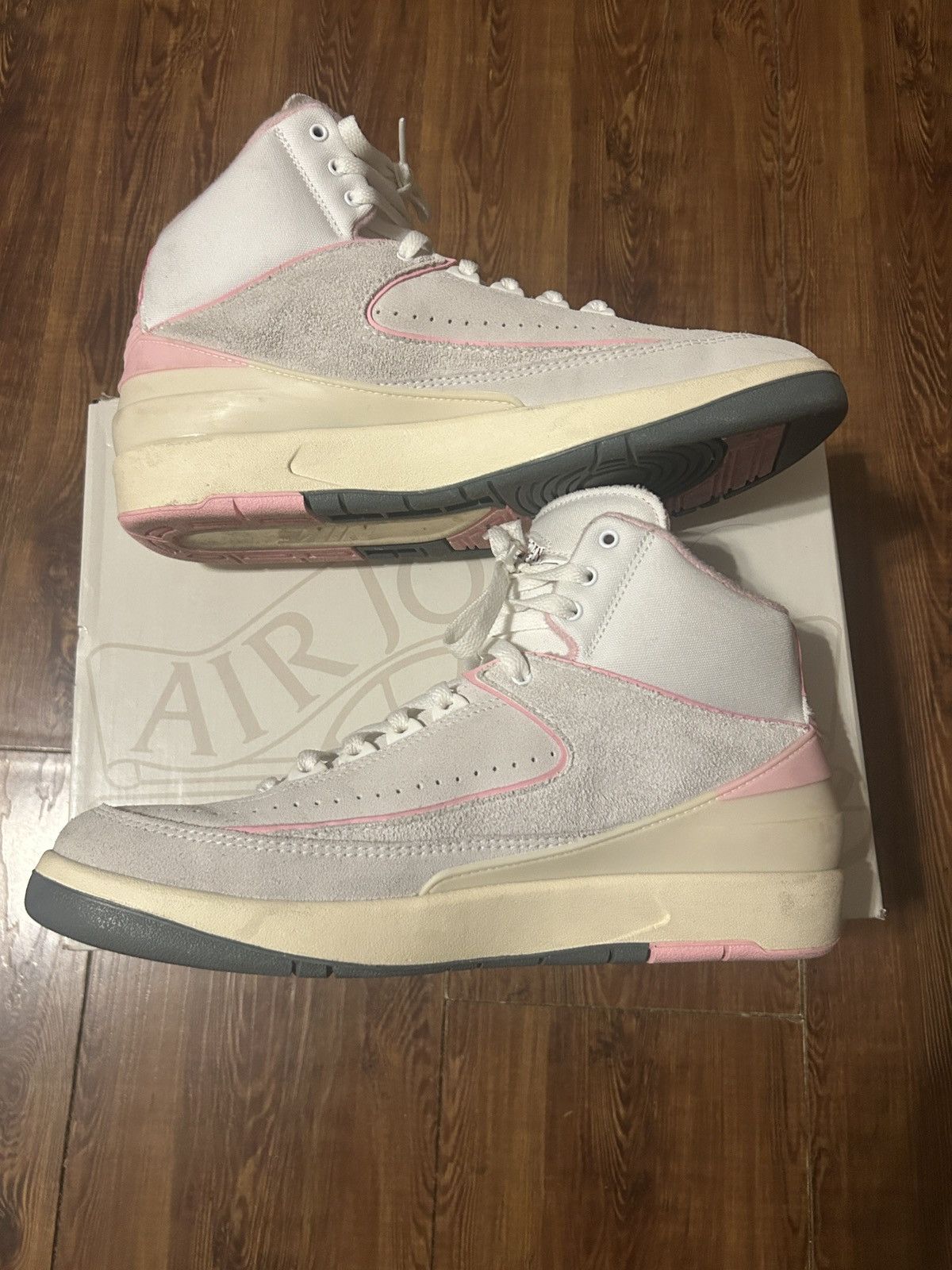 Jordan Brand Soft Pink Jordan 2s Size US 10 / EU 43 - 2 Thumbnail