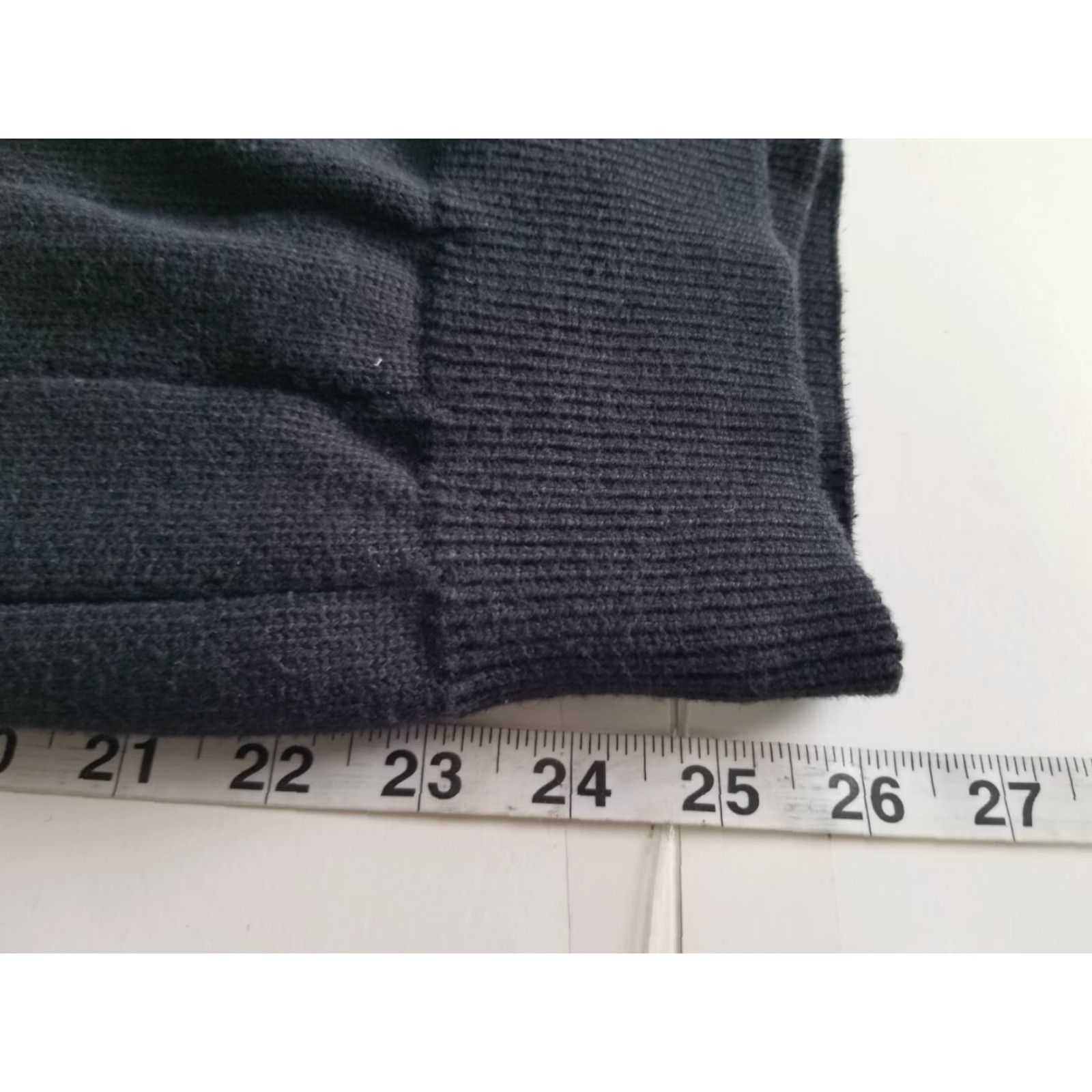 Faconnable VINTAGE Faconnable Sweater Mens Large Black Wool Long Sleeve V Neck Pullover Knit Regular Fit Classic Knitwear Size US L / EU 52-54 / 3 - 7 Thumbnail