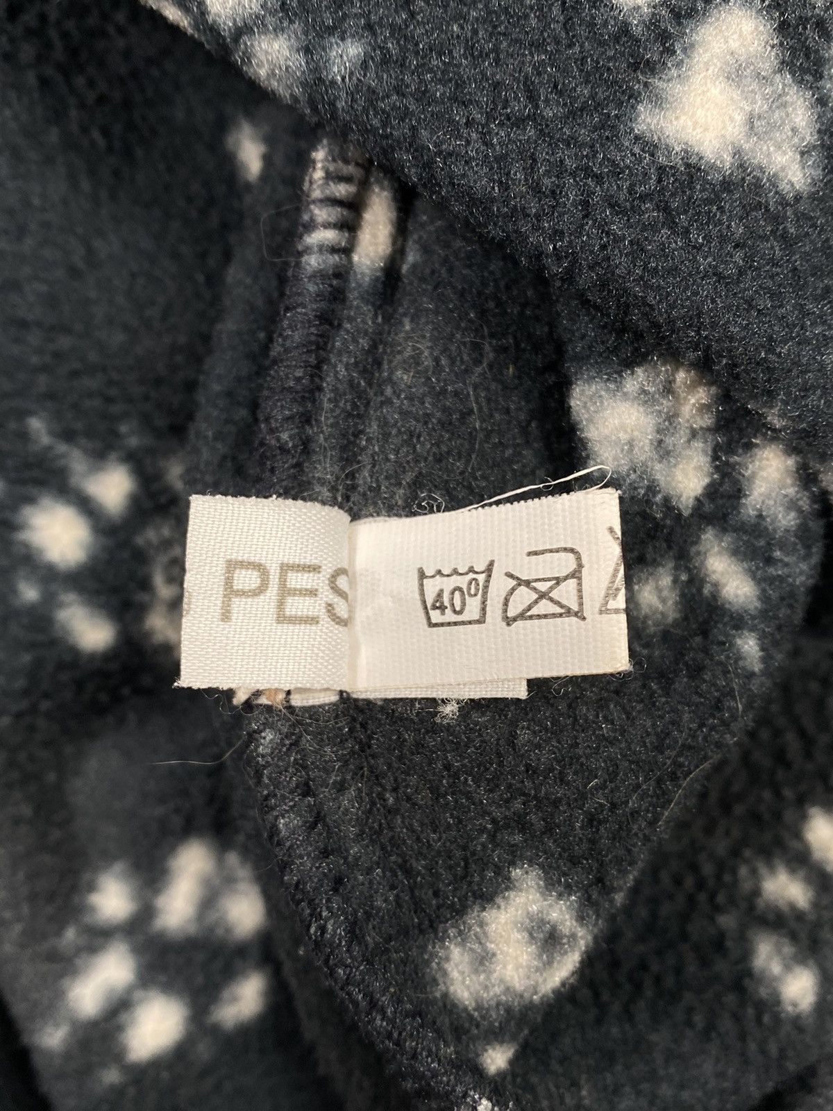 Jack Wolfskin Vintage Jack Wolfskin Polarsystem Paw Prints Fleece Jacket Size US M / EU 48-50 / 2 - 12 Thumbnail