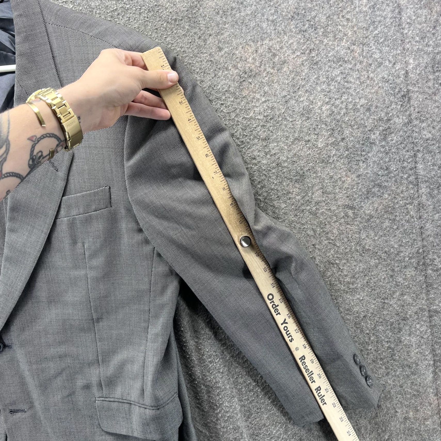 Vintage Hickey Freeman Blazer Mens 44 Gray Wool Check Classic Fit Two Button Sport Coat Size 44R - 6 Thumbnail