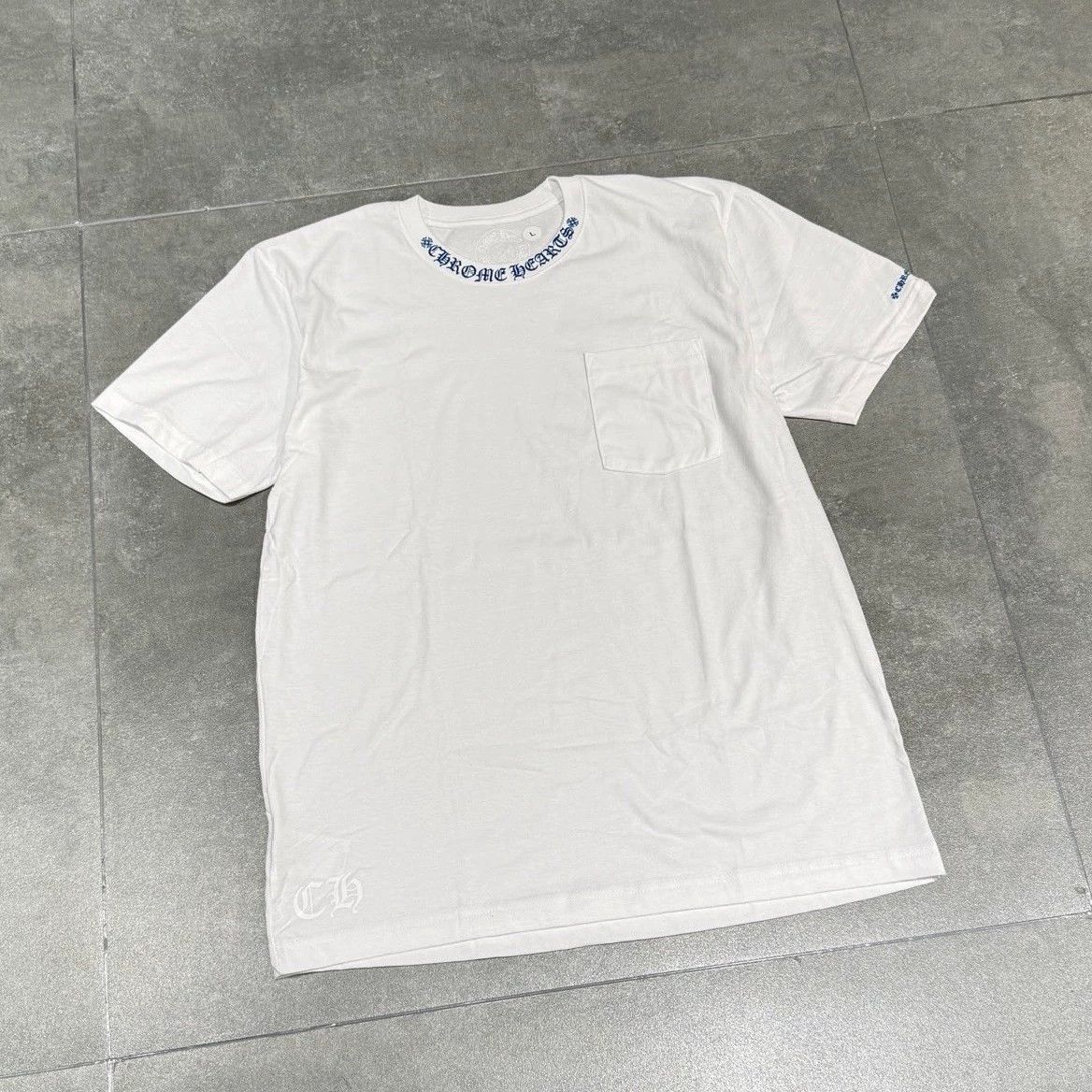 Chrome Hearts Chrome Hearts White Blue Collar Short Sleeve Tee Size US L / EU 52-54 / 3 - 1 Thumbnail