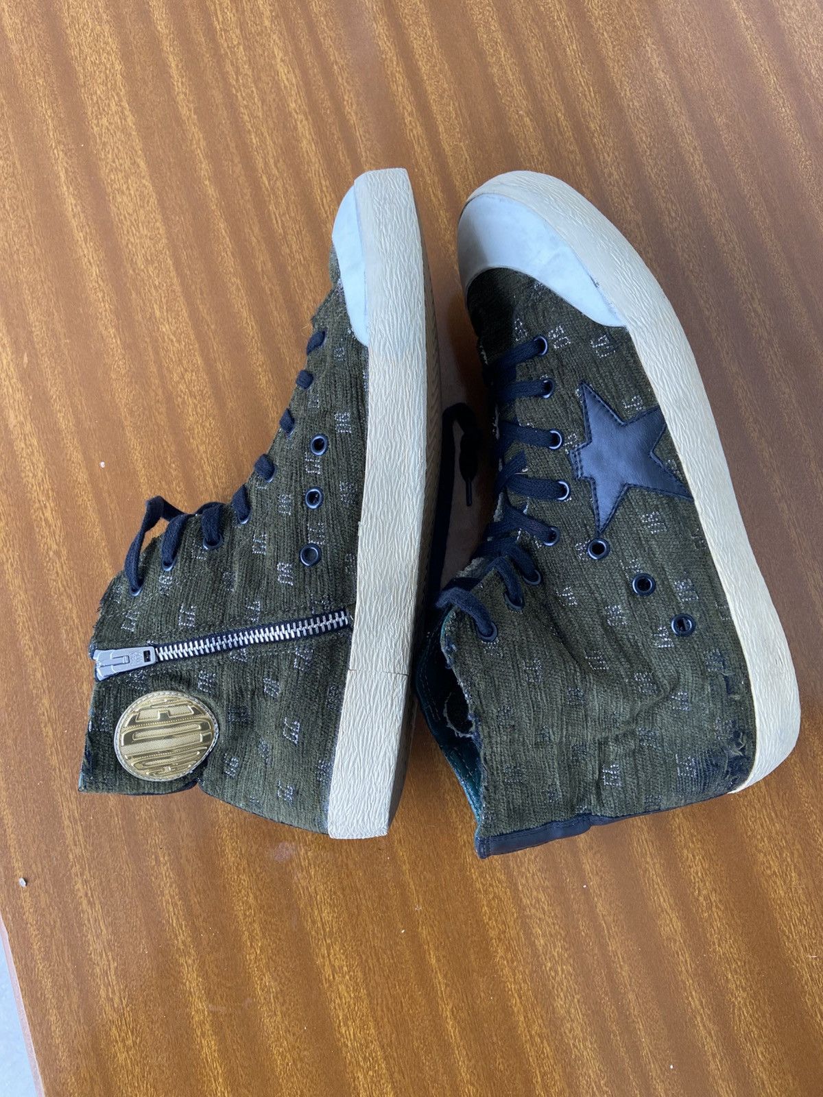 Golden Goose Golden Goose Size US 11 / EU 44 - 3 Thumbnail
