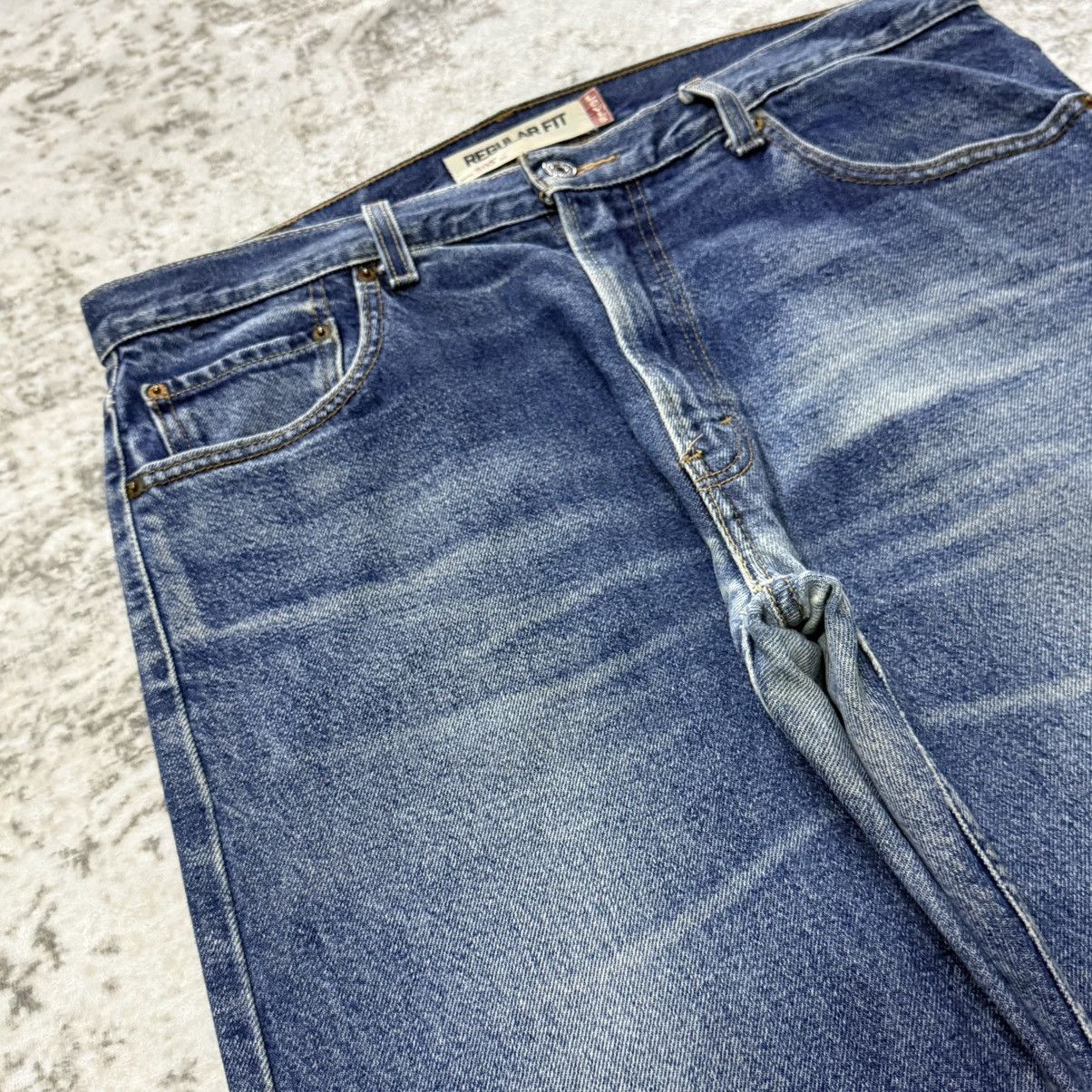 Levi's Vintage Levis 505 Regular Fit Patina Fade Wash Jeans Size US 36 / EU 52 - 6 Thumbnail