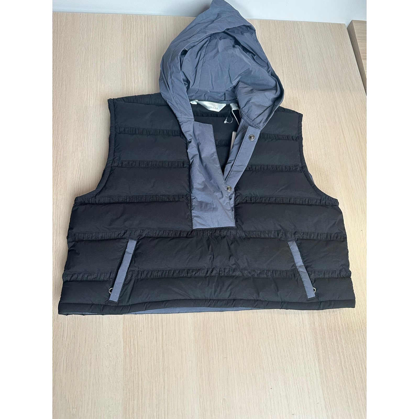 Peter Millar Peter Millar Women’s Crop Vest - Size S - NEW Size S / US 4 / IT 40 - 1 Thumbnail