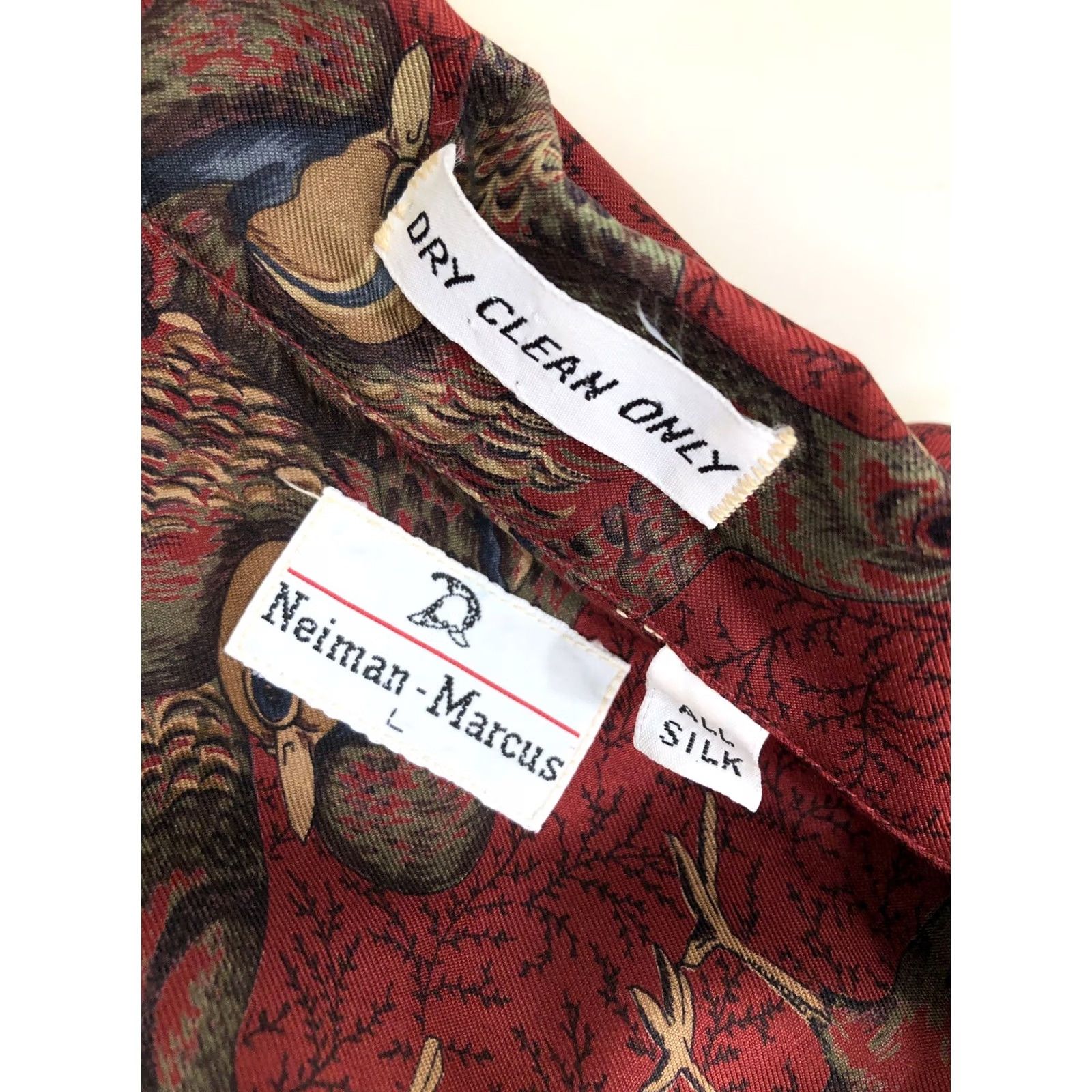 Neiman Marcus VINTAGE Neiman Marcus Shirt Men L Dark Red Duck Pheasant Birds ALL SILK LOOP COLLAR Button-Up Long Sleeve Size US L / EU 52-54 / 3 - 5 Thumbnail