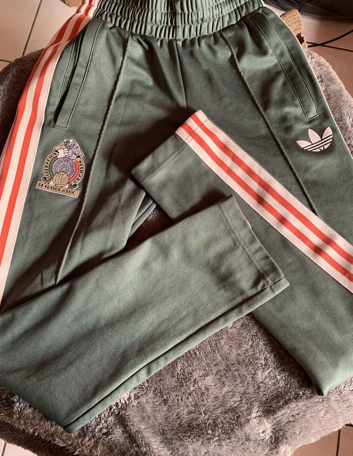 Adidas Mexico NT XS joggers Size US 26 / EU 42 - 3 Thumbnail