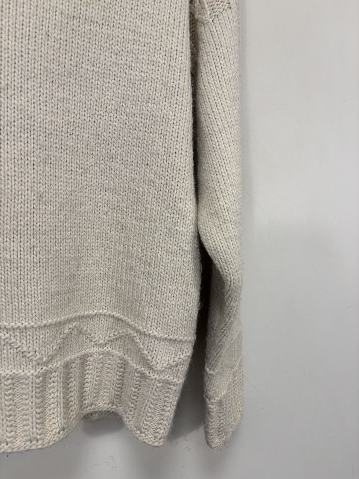 Uniqlo Uniqlo x JW Anderson Women’s Mock Neck Cream Knit Sweater Size XS / US 0-2 / IT 36-38 - 7 Thumbnail