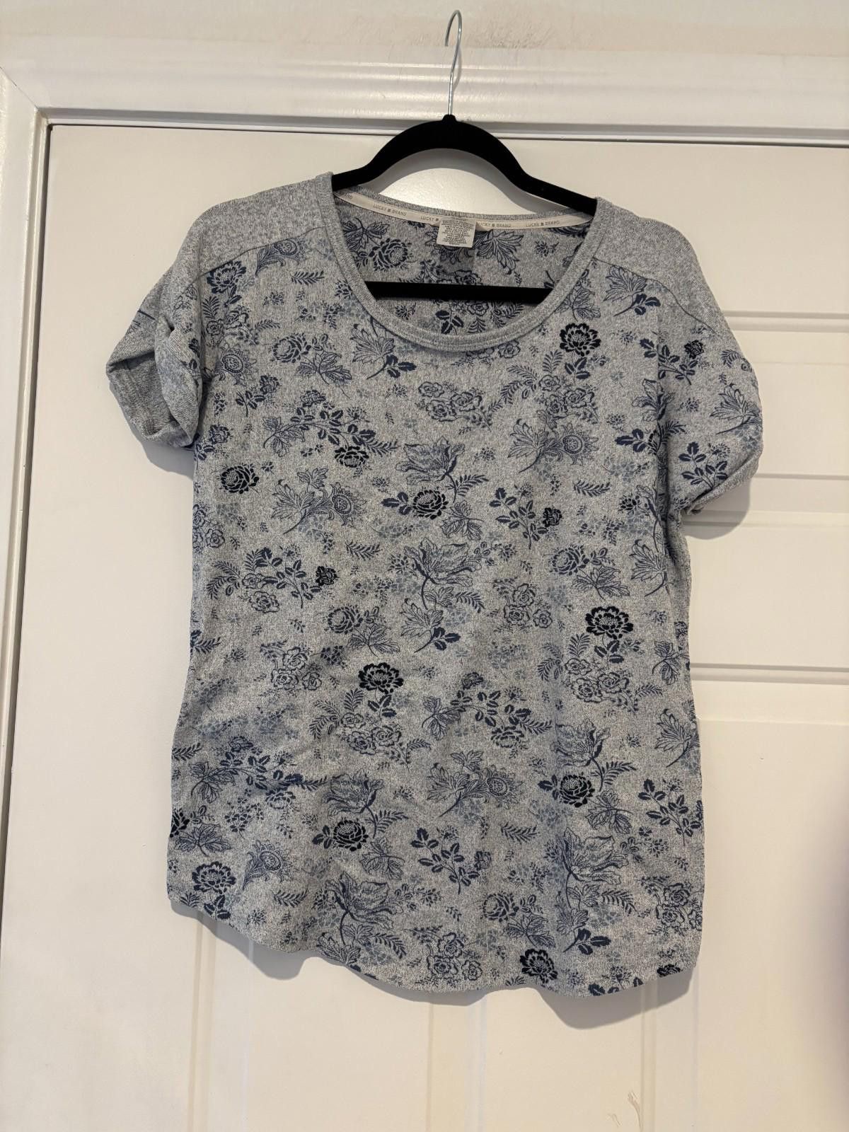 Lucky Brand Womens grey Lucky Brand t shirt #397 Size M / US 6-8 / IT 42-44 - 1 Thumbnail